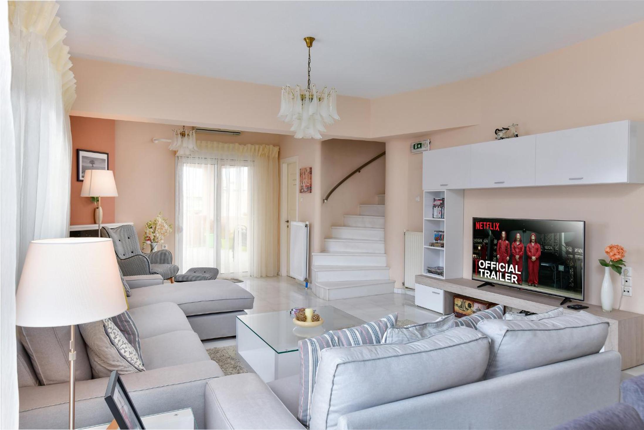 Zephyr Luxury Apartment