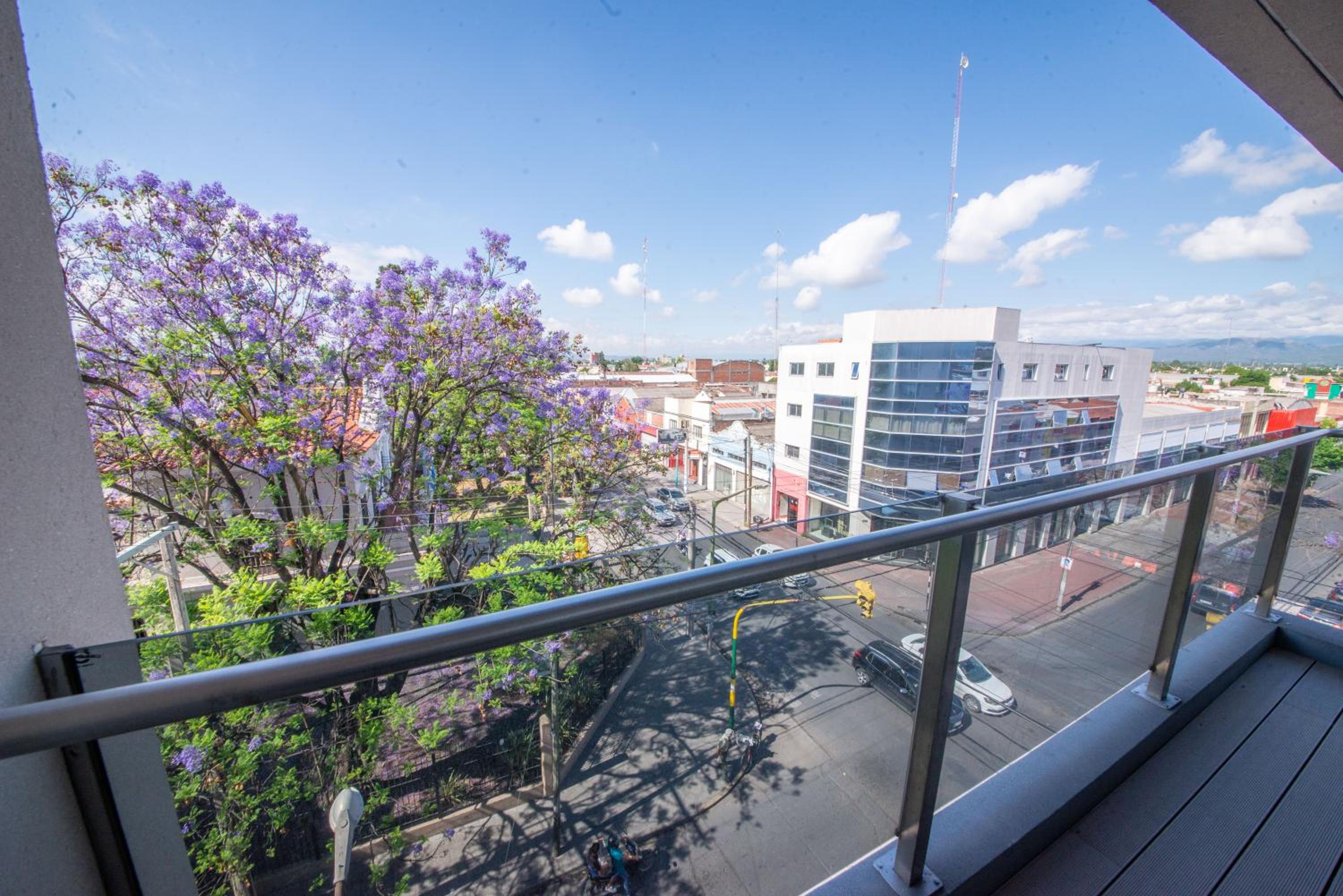 Departamento nuevo a 10 cuadras de la plaza 9 de Julio