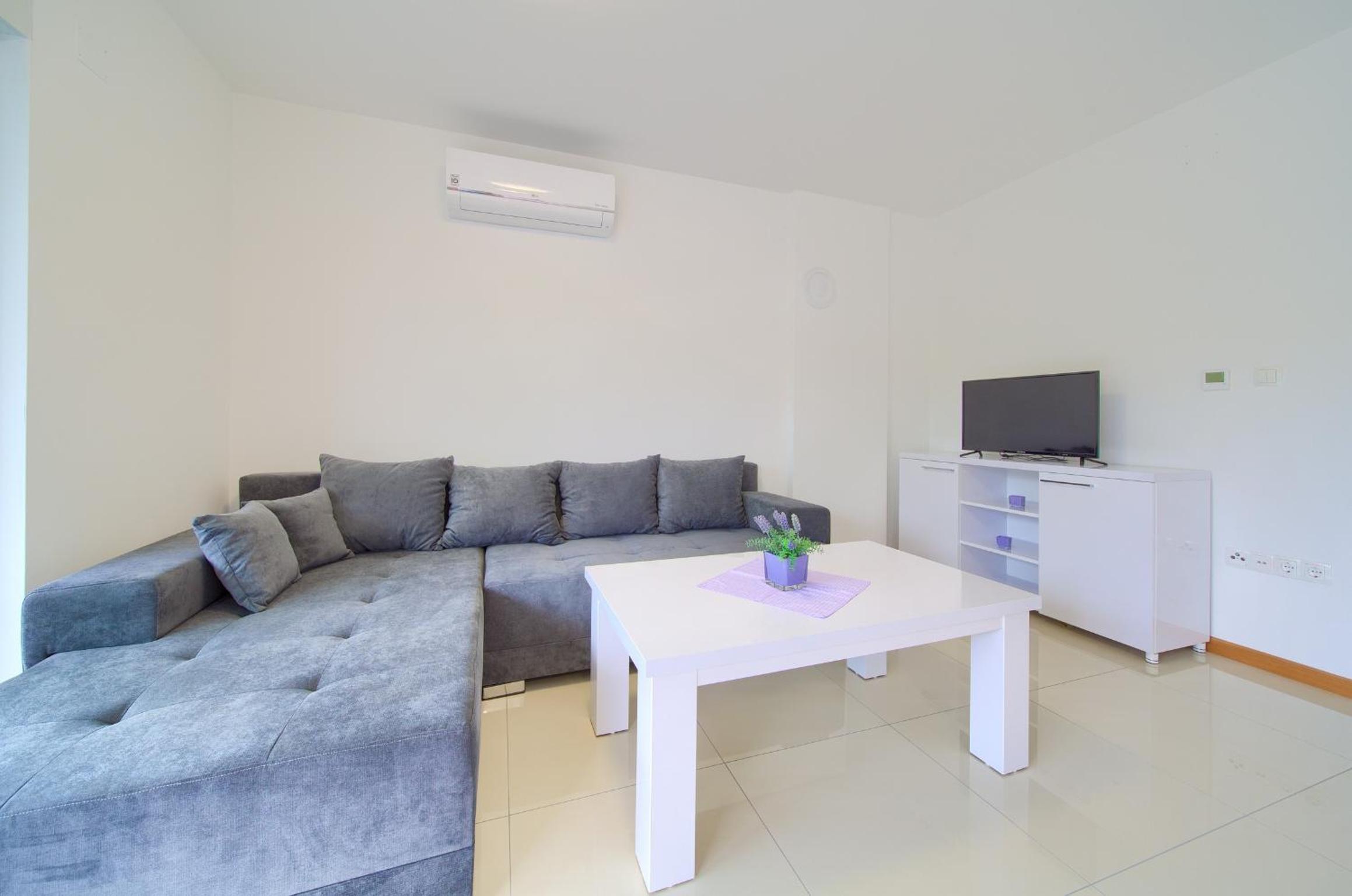 Adria House view 3