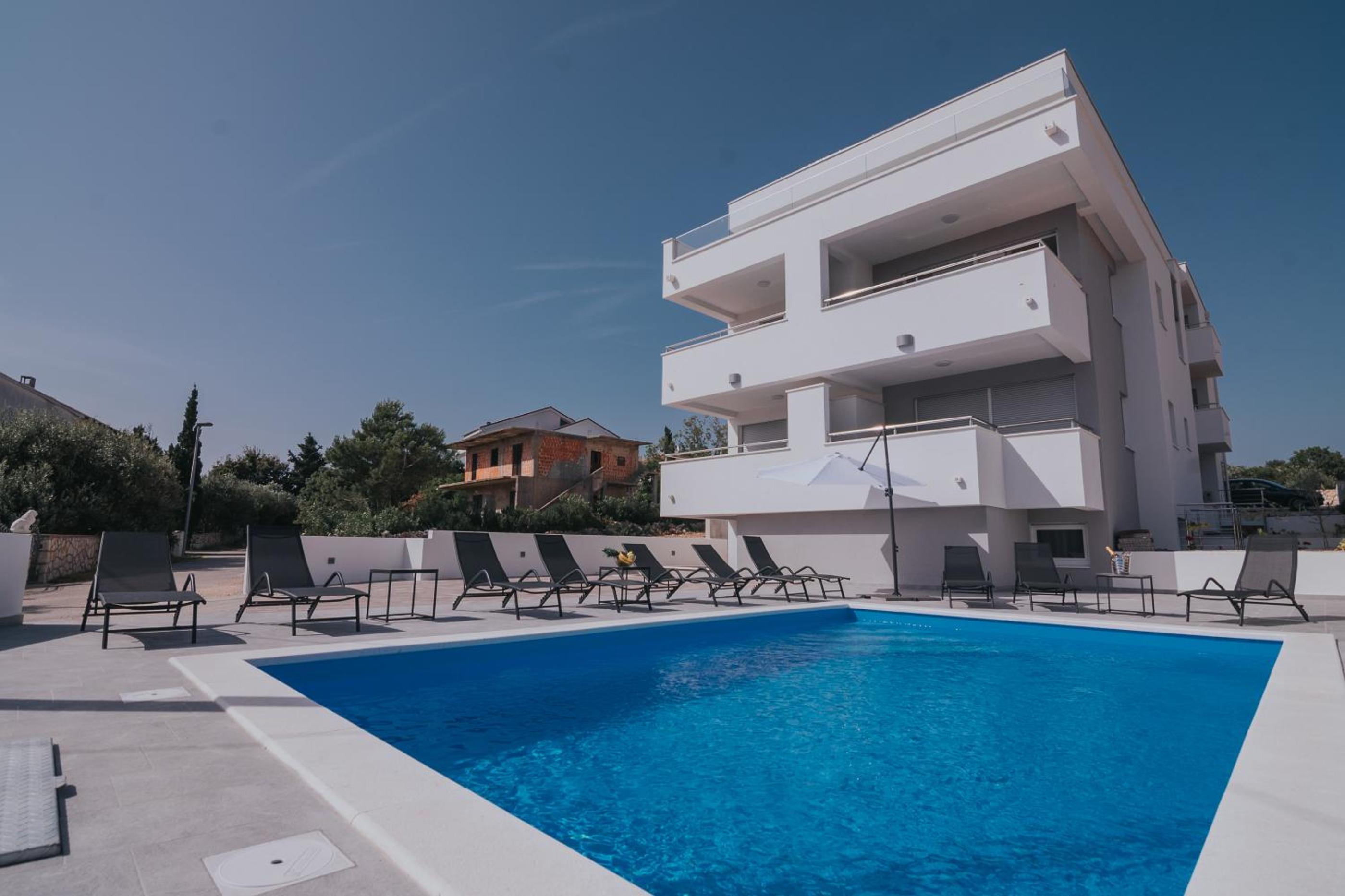 Pool Apartments Lotus view 2