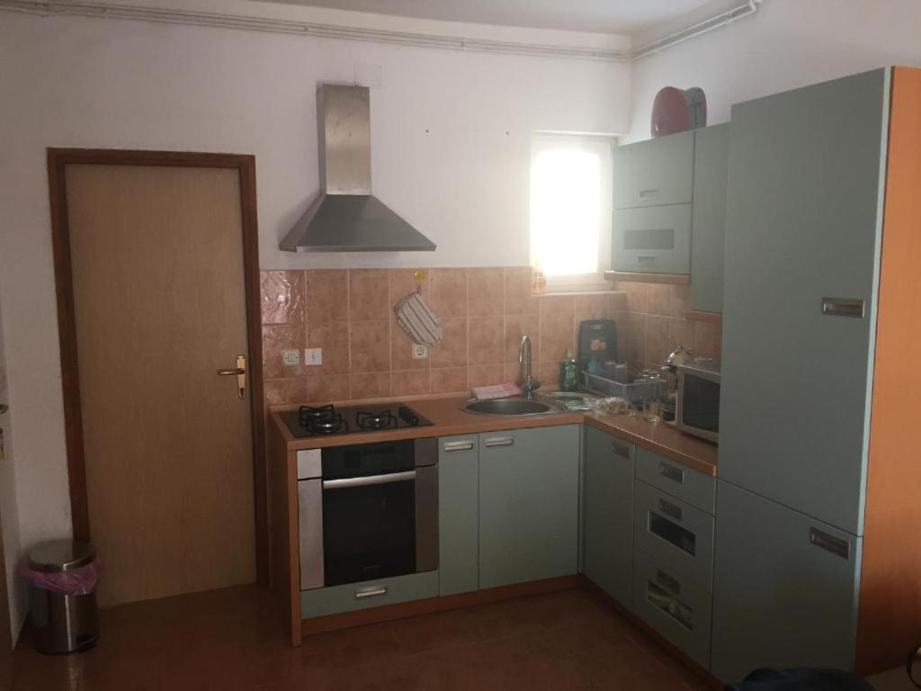 Apartments "Maslina&Lavanda" -Vodice view 2