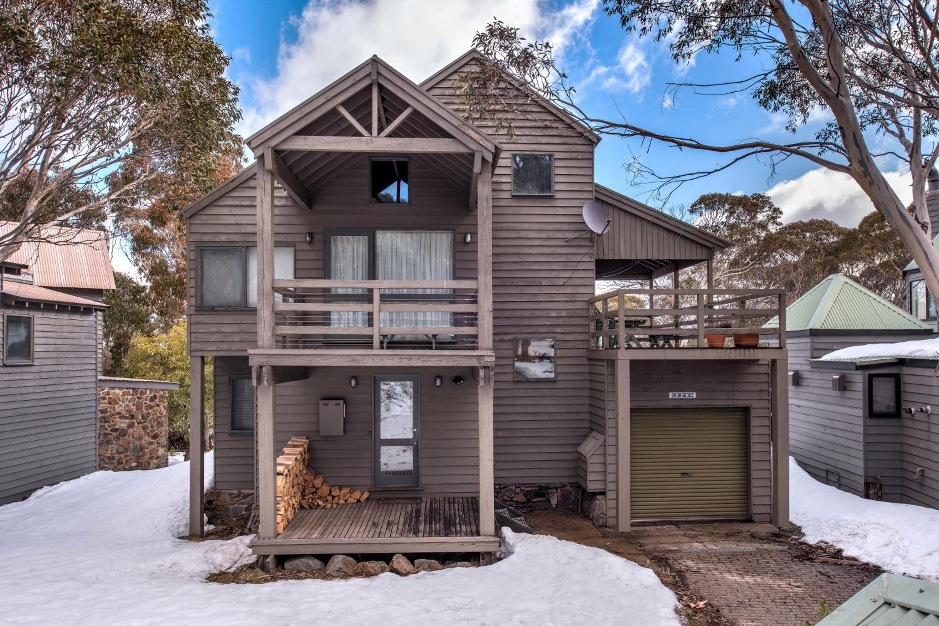 Hotel Snowgoose - Image 1