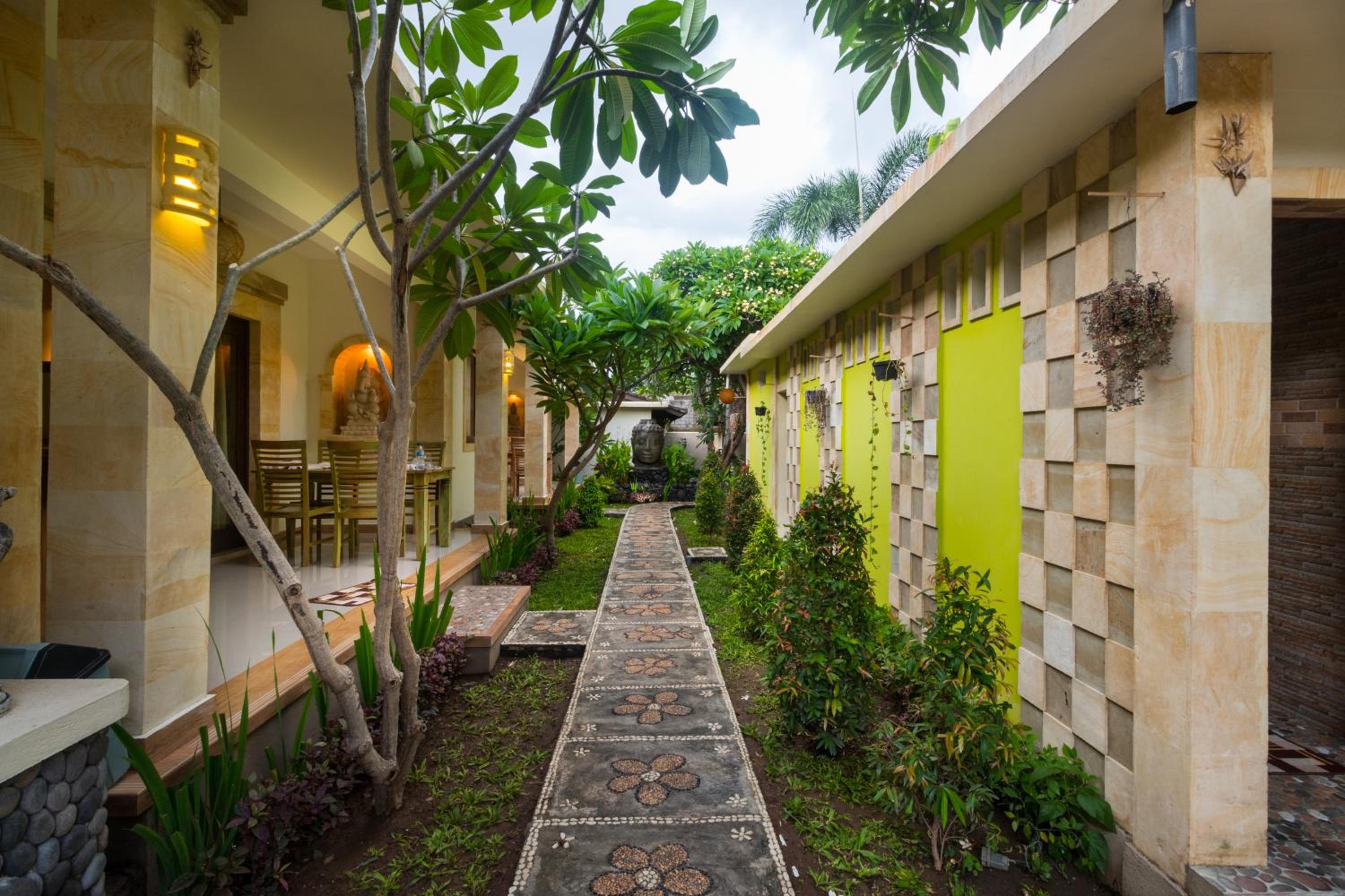 Pazzo Bali
