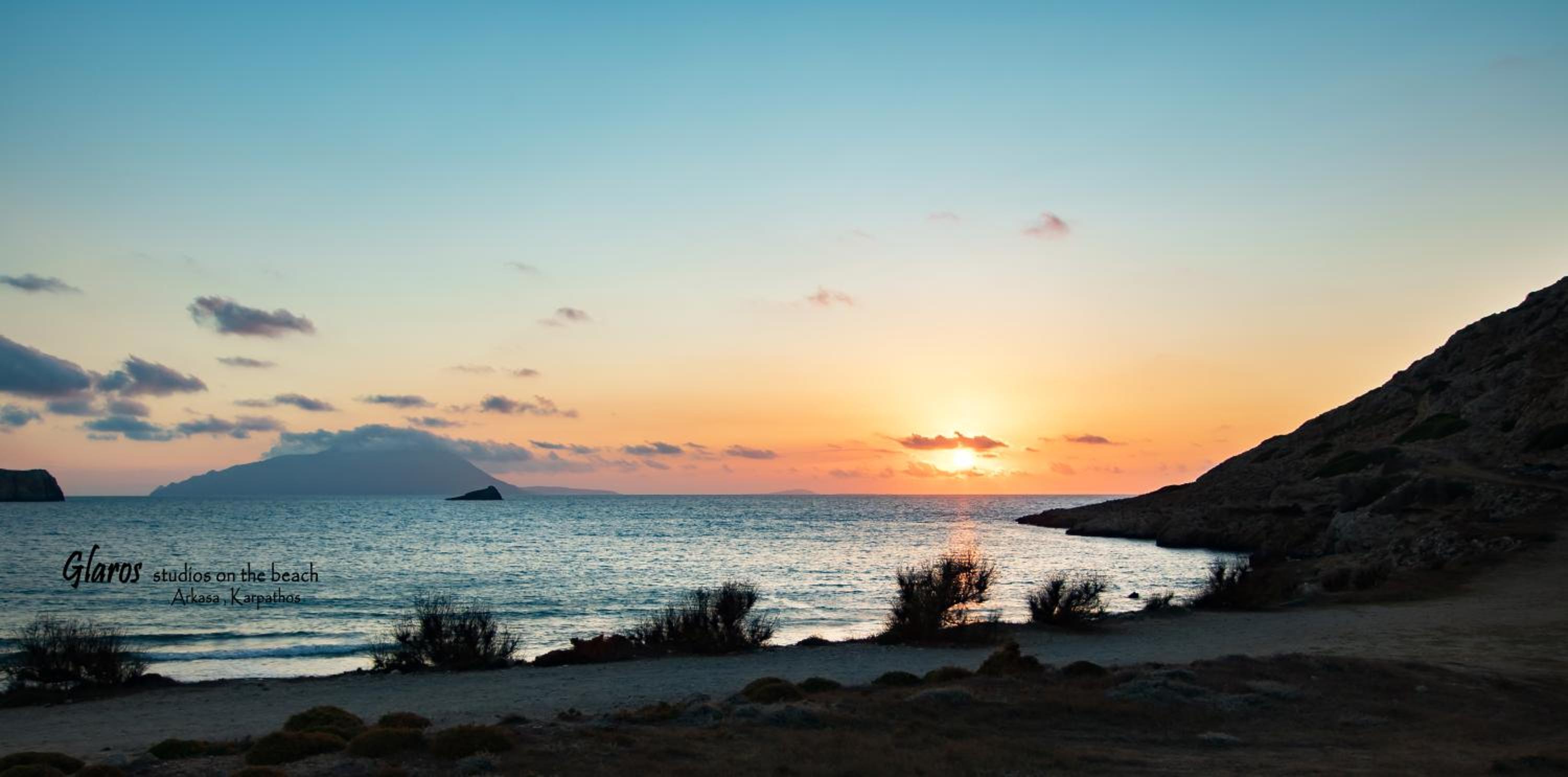 Glaros luxury studio on the Beach photo 3