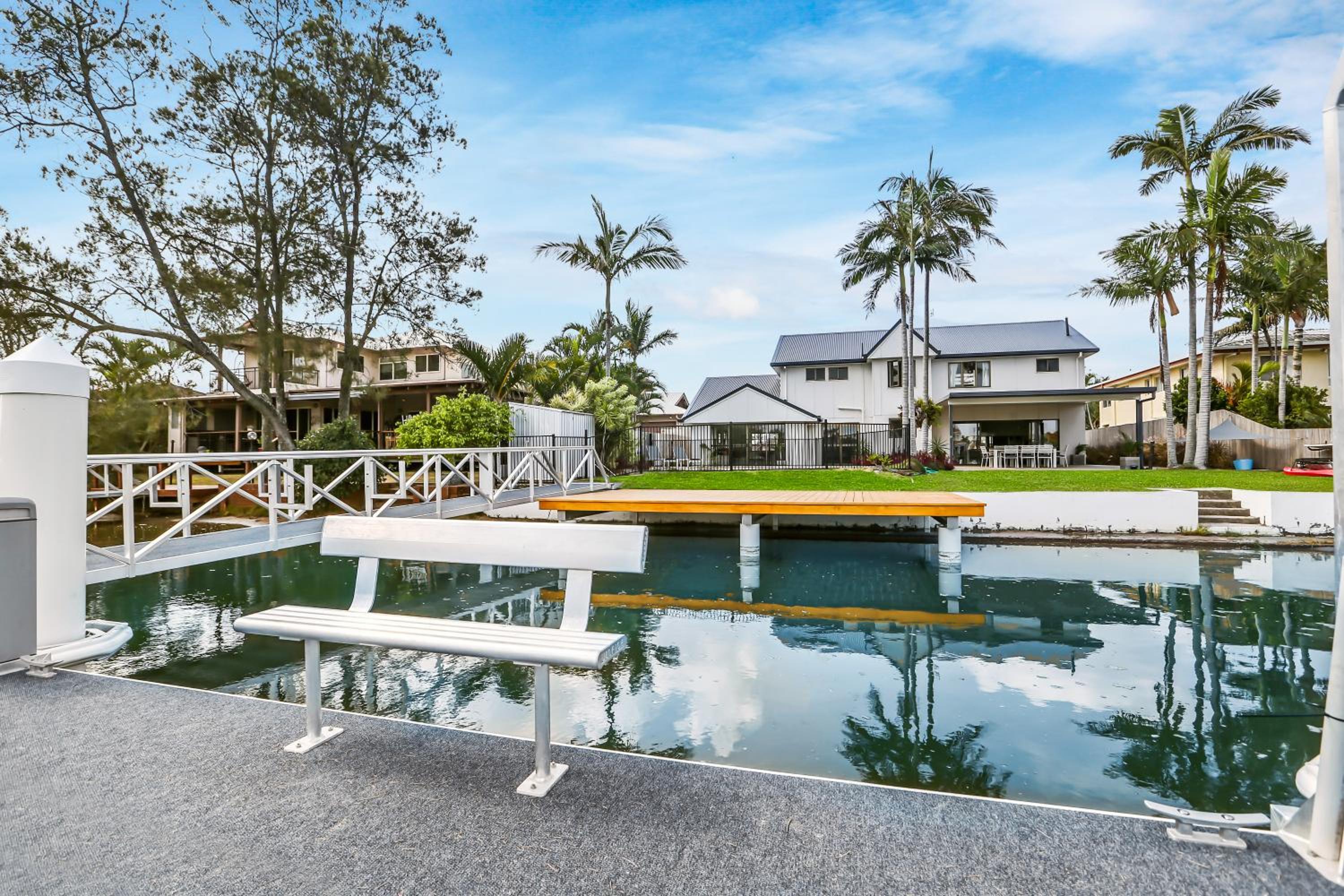 CANAL HOME NEAR MOOLOOLABA - Kooringal