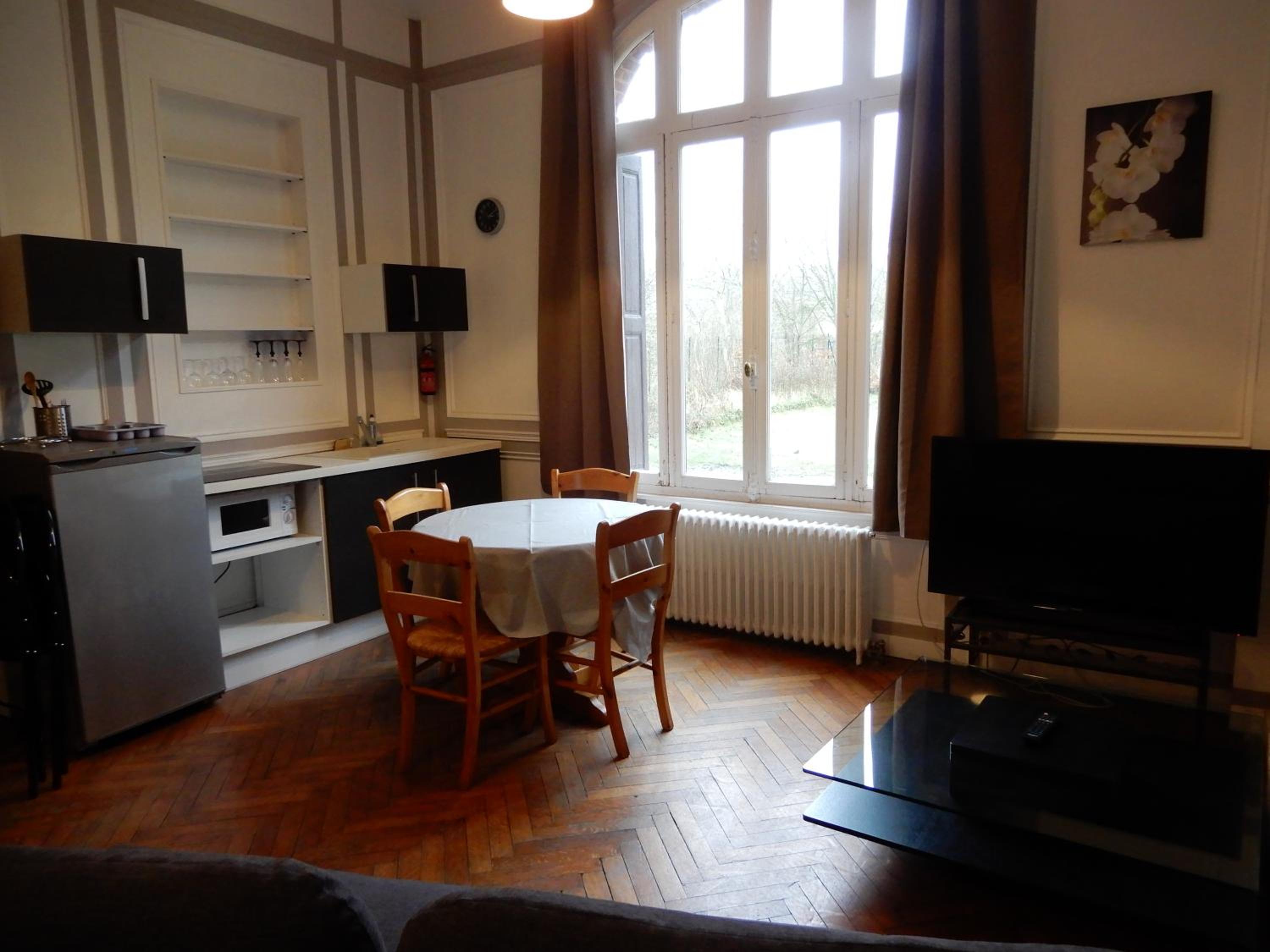 Photo 7