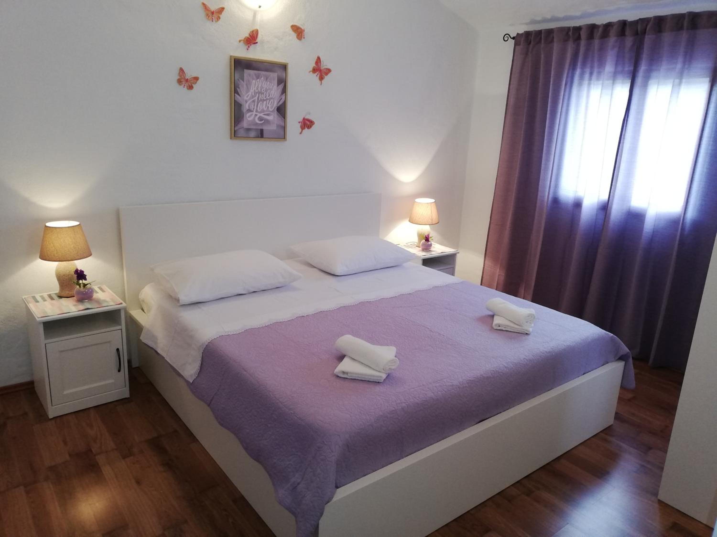 Apartment Pečarević - a holiday with a stunning view view 3