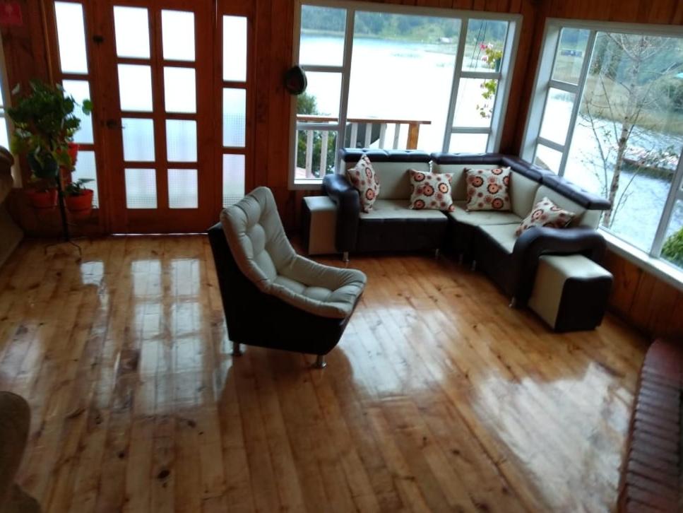 Hotel Cabaña de descanso arcoiris del lago 3 - Image 1