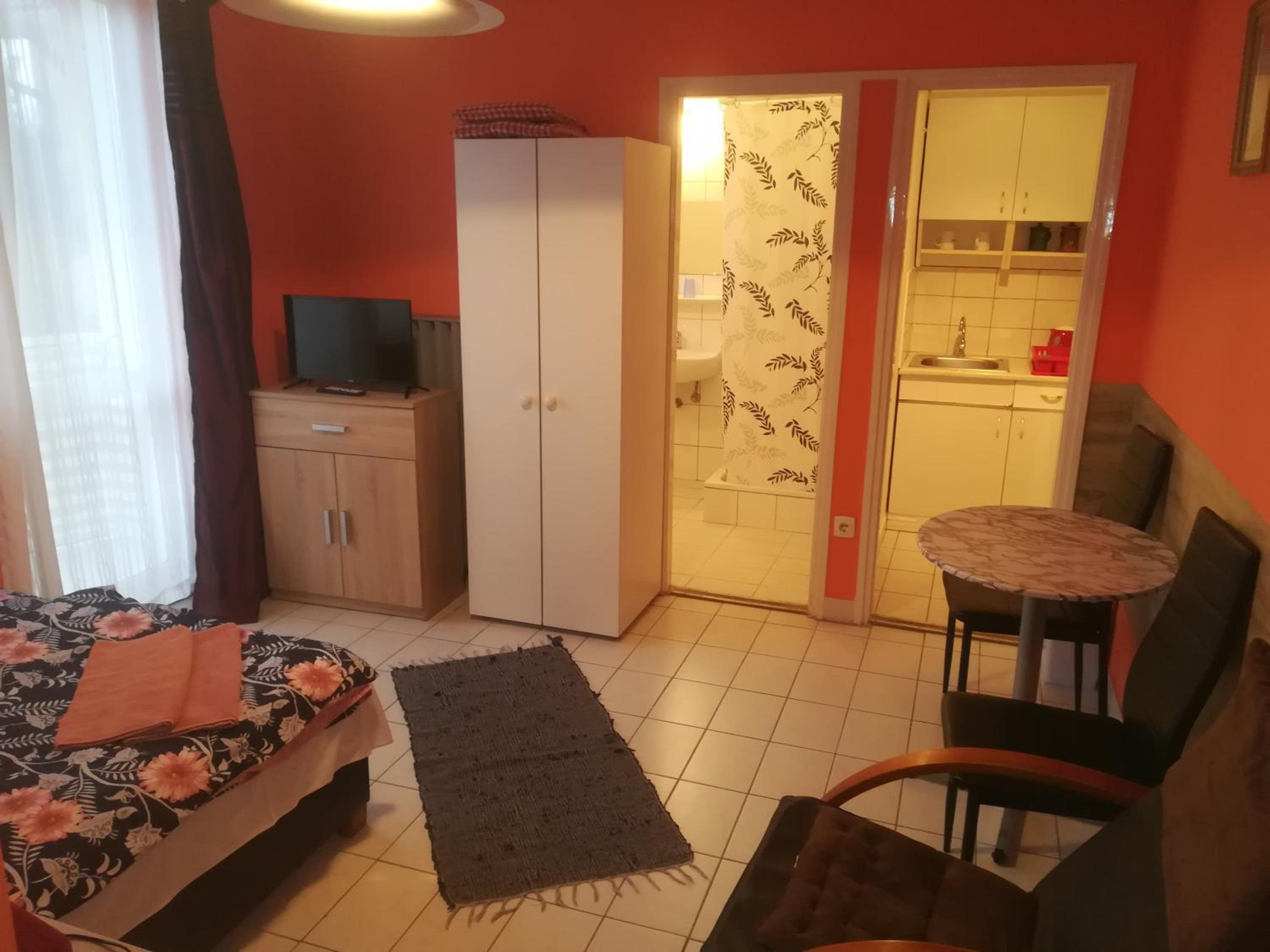 Tarr-Tímea Apartmanok
