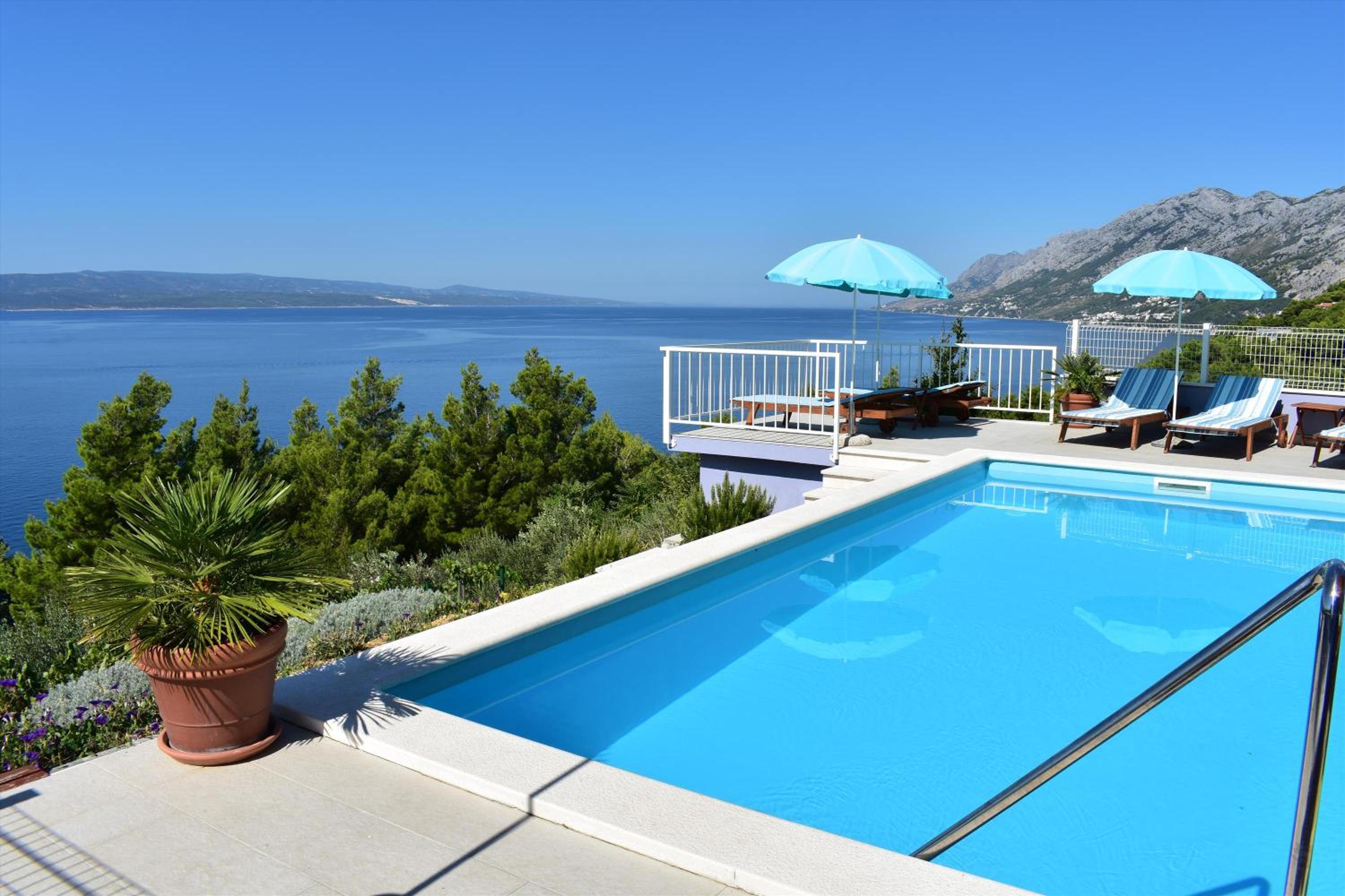 Guest House Vineyard oaza view 2