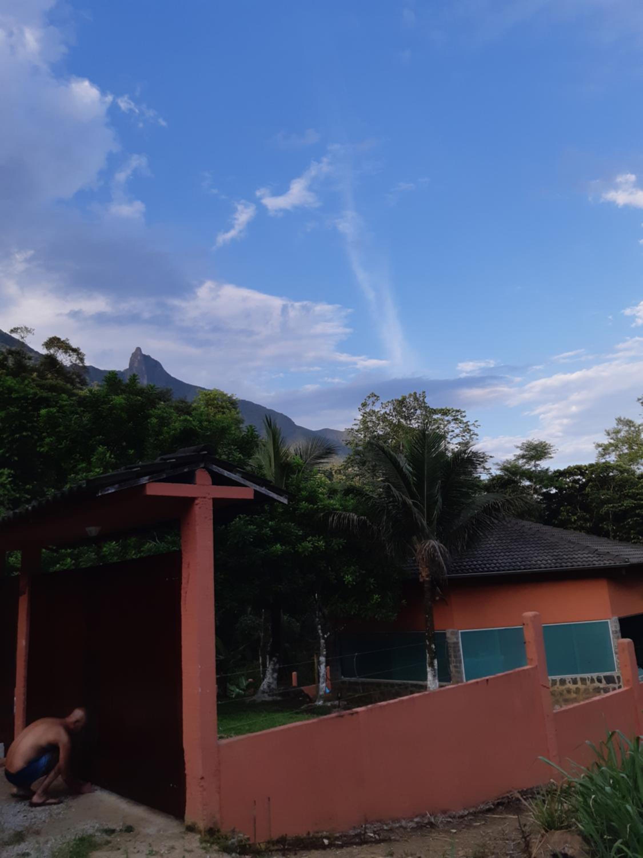 Solar corcovado