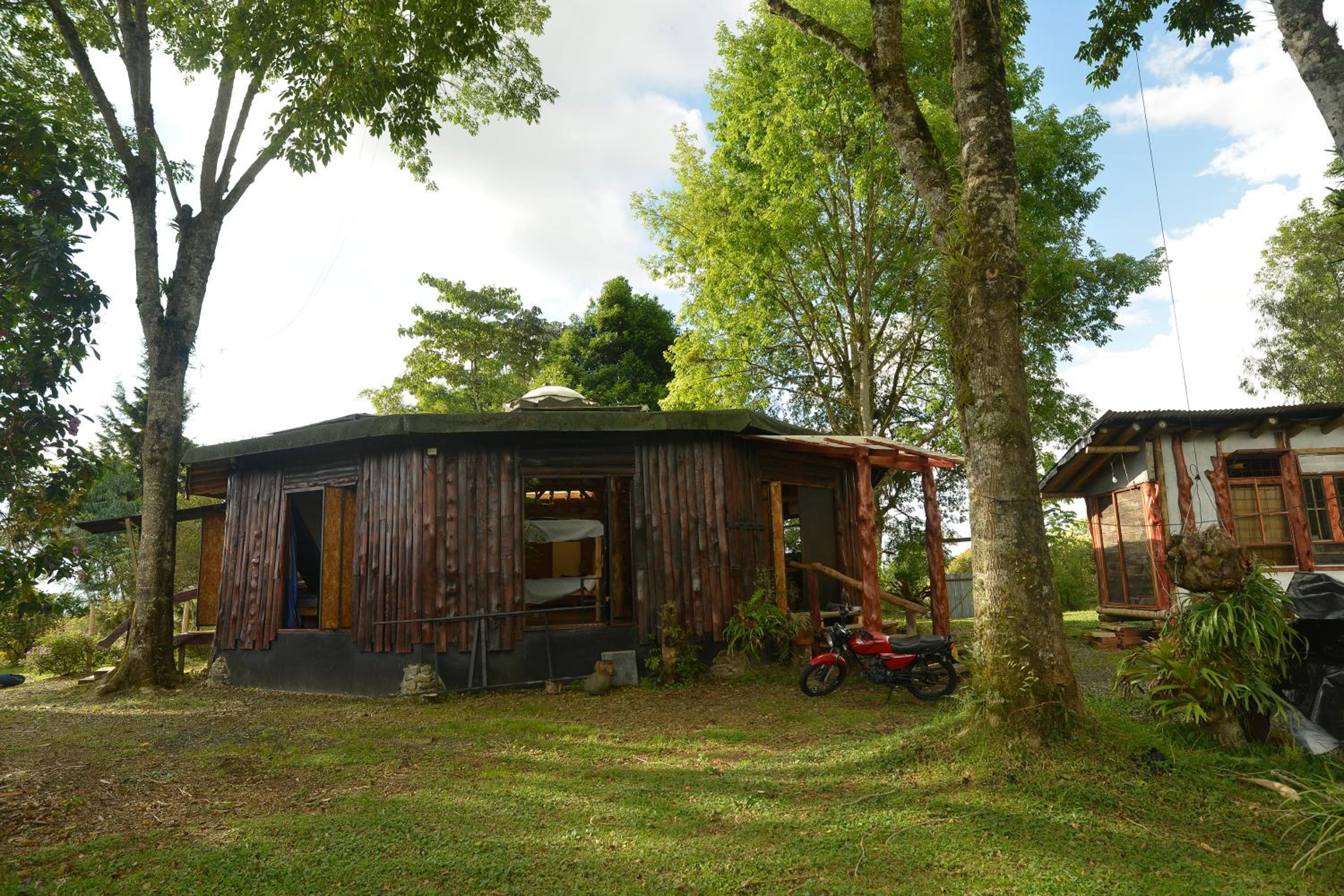 EcoRoundHouse