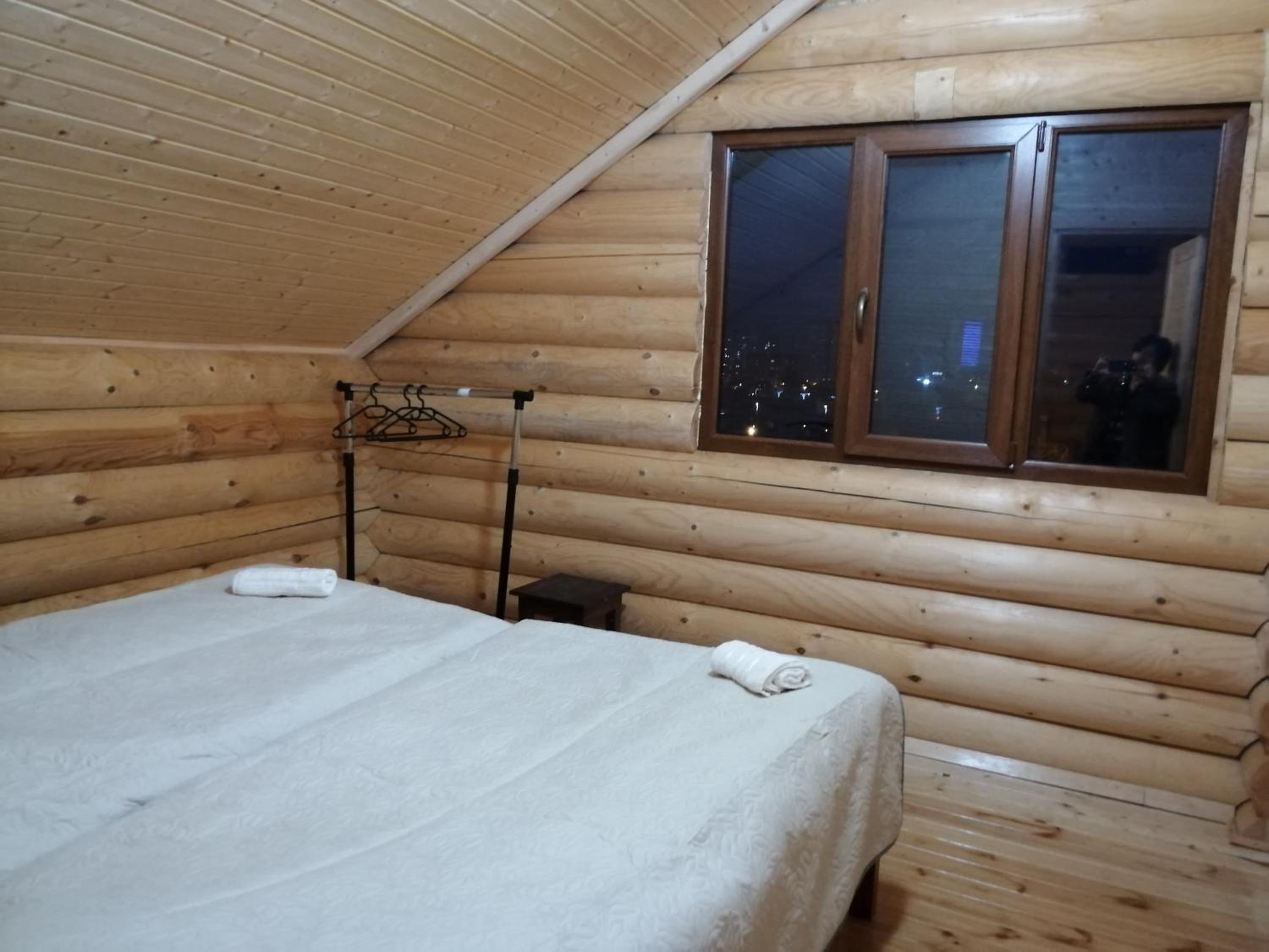 Cottage House Niniela view 3