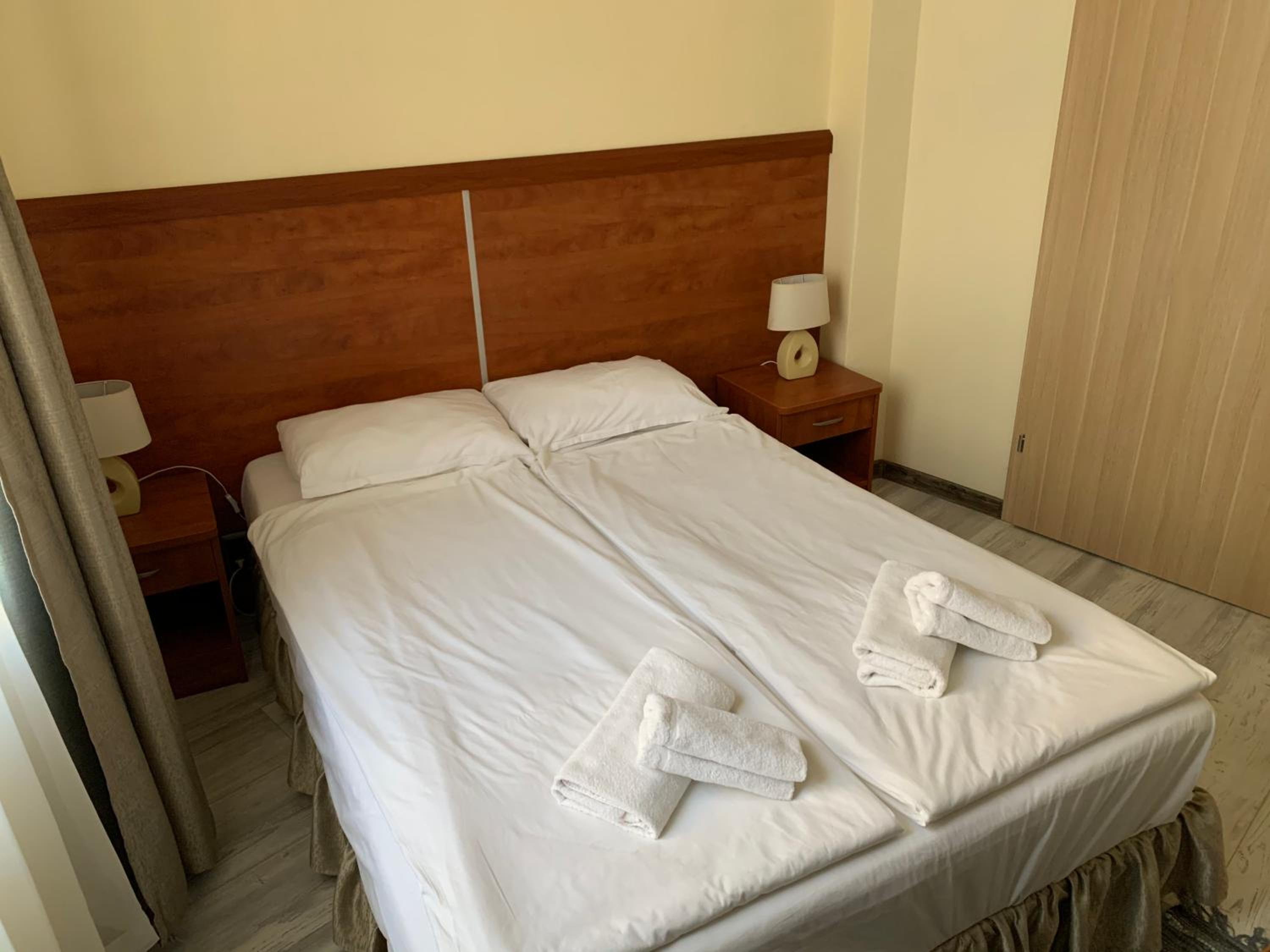 Guest Rooms Donovi