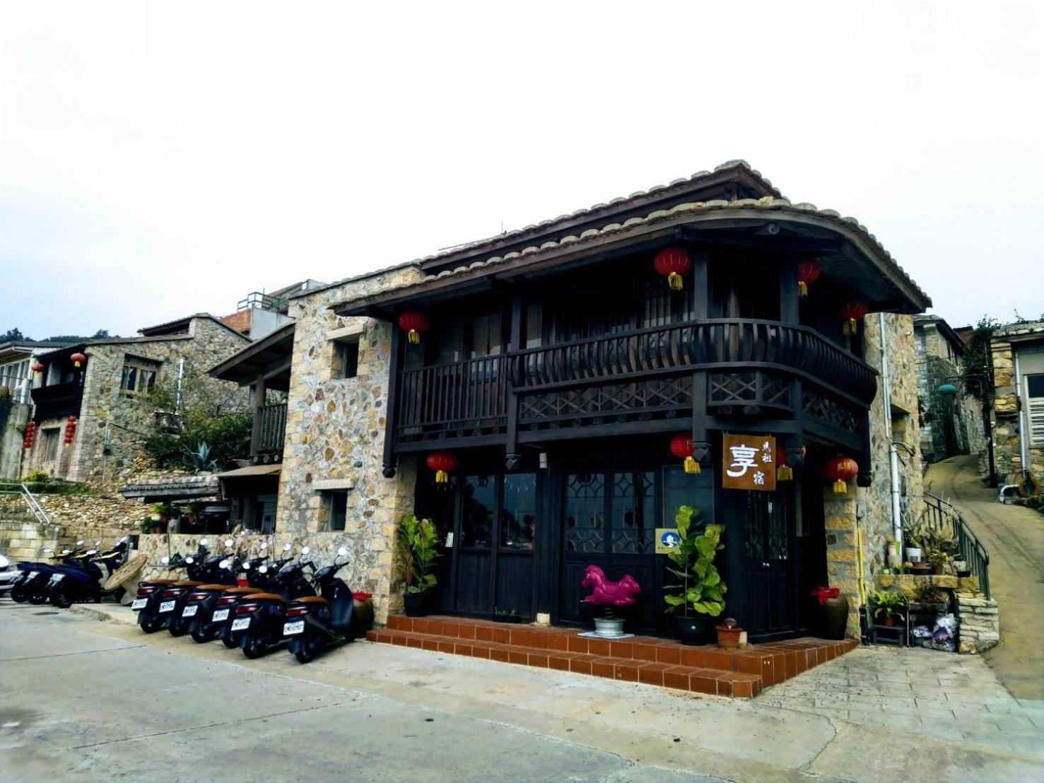 Matsu Seaside View Homestay