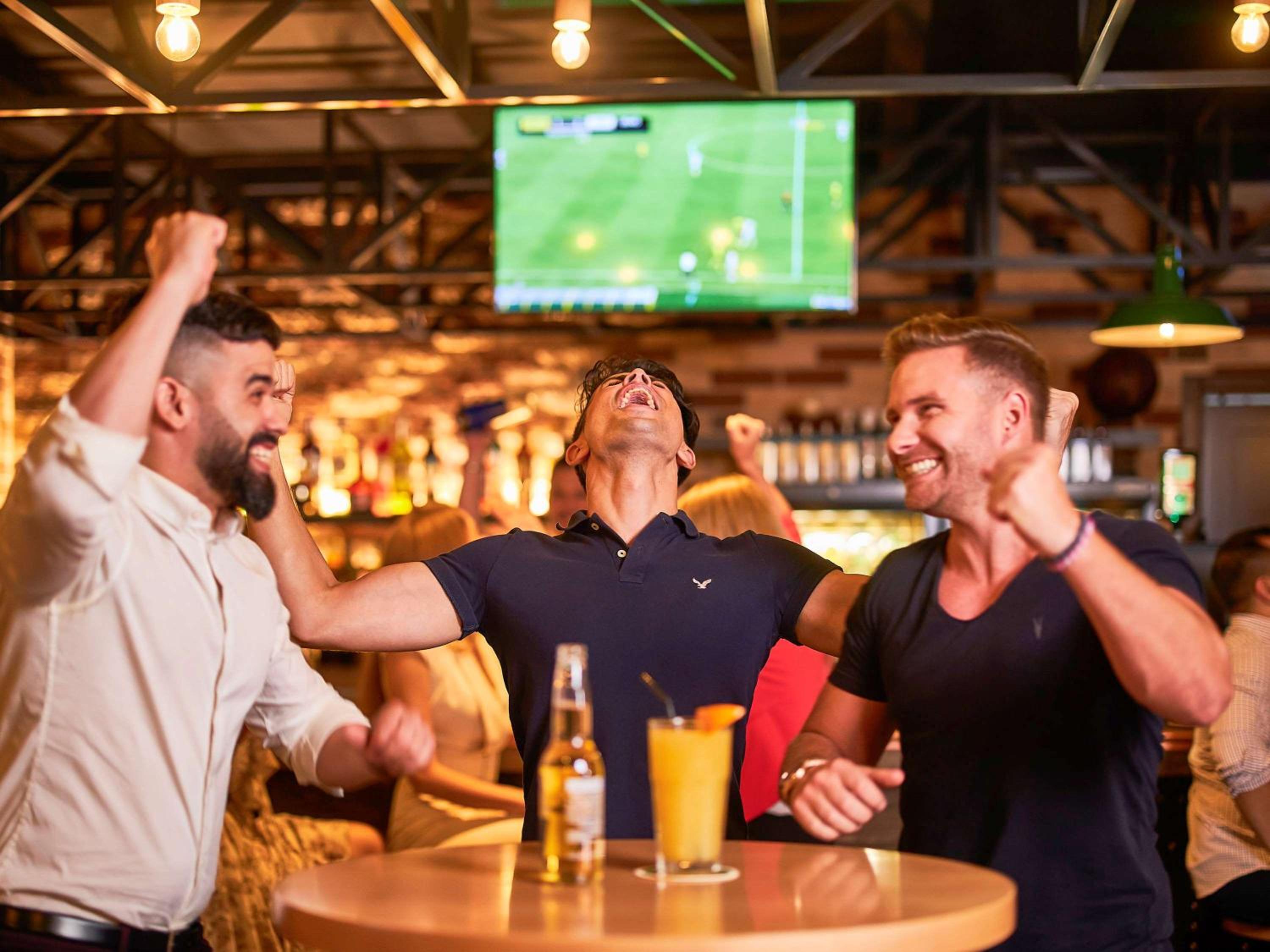 bar