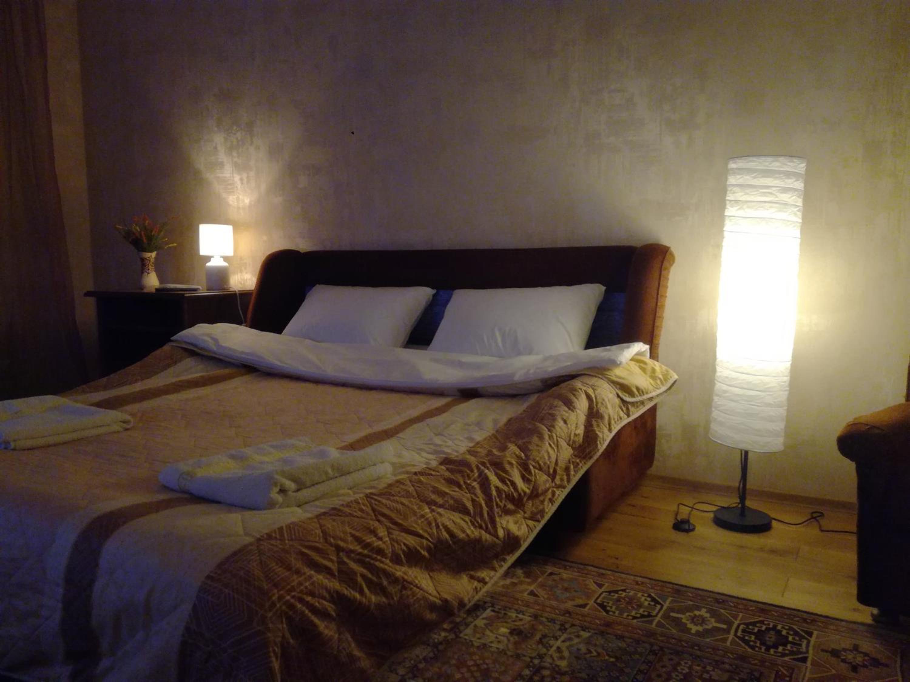 Gloria Park Apartment