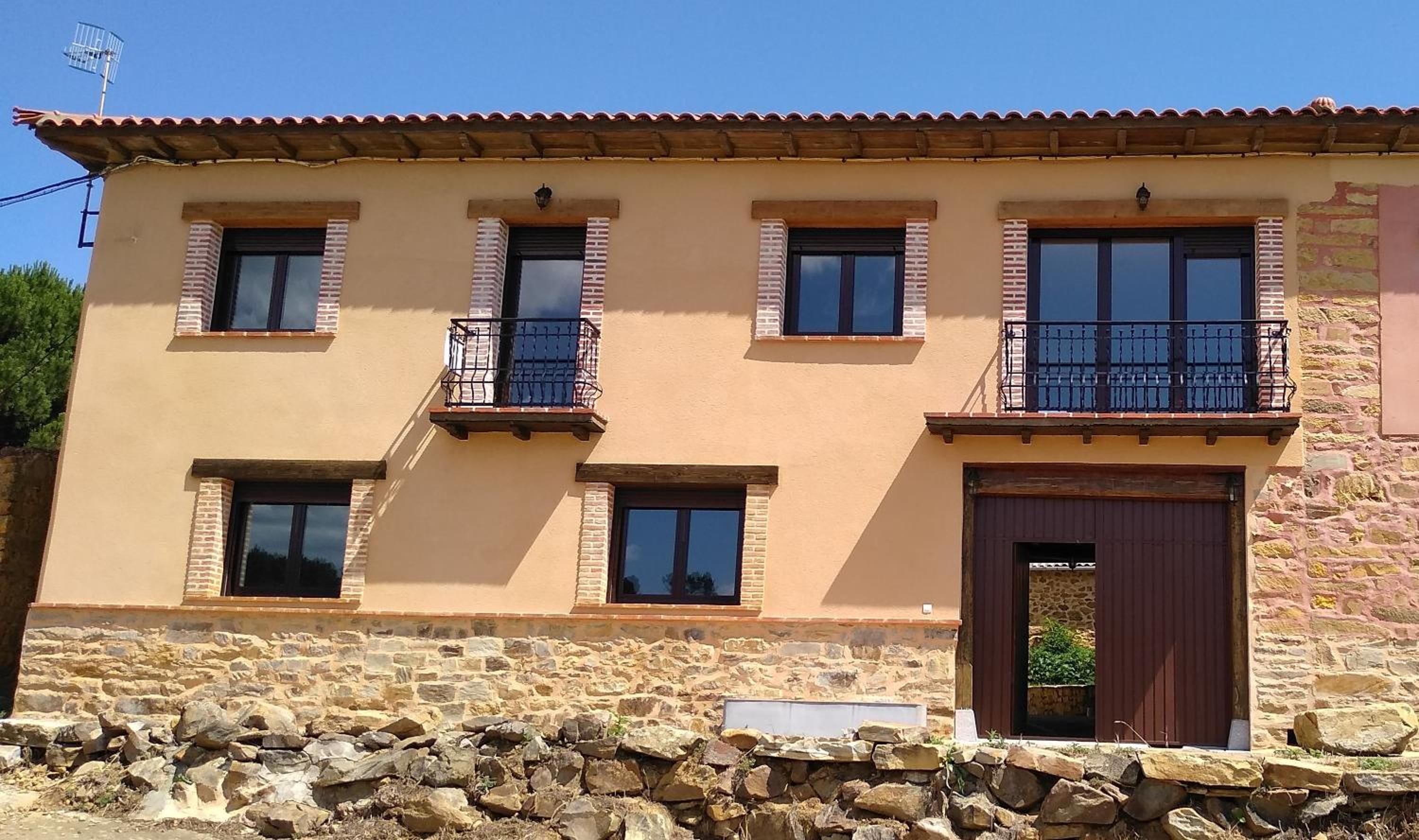 Casa Valdequiruelo photo 1