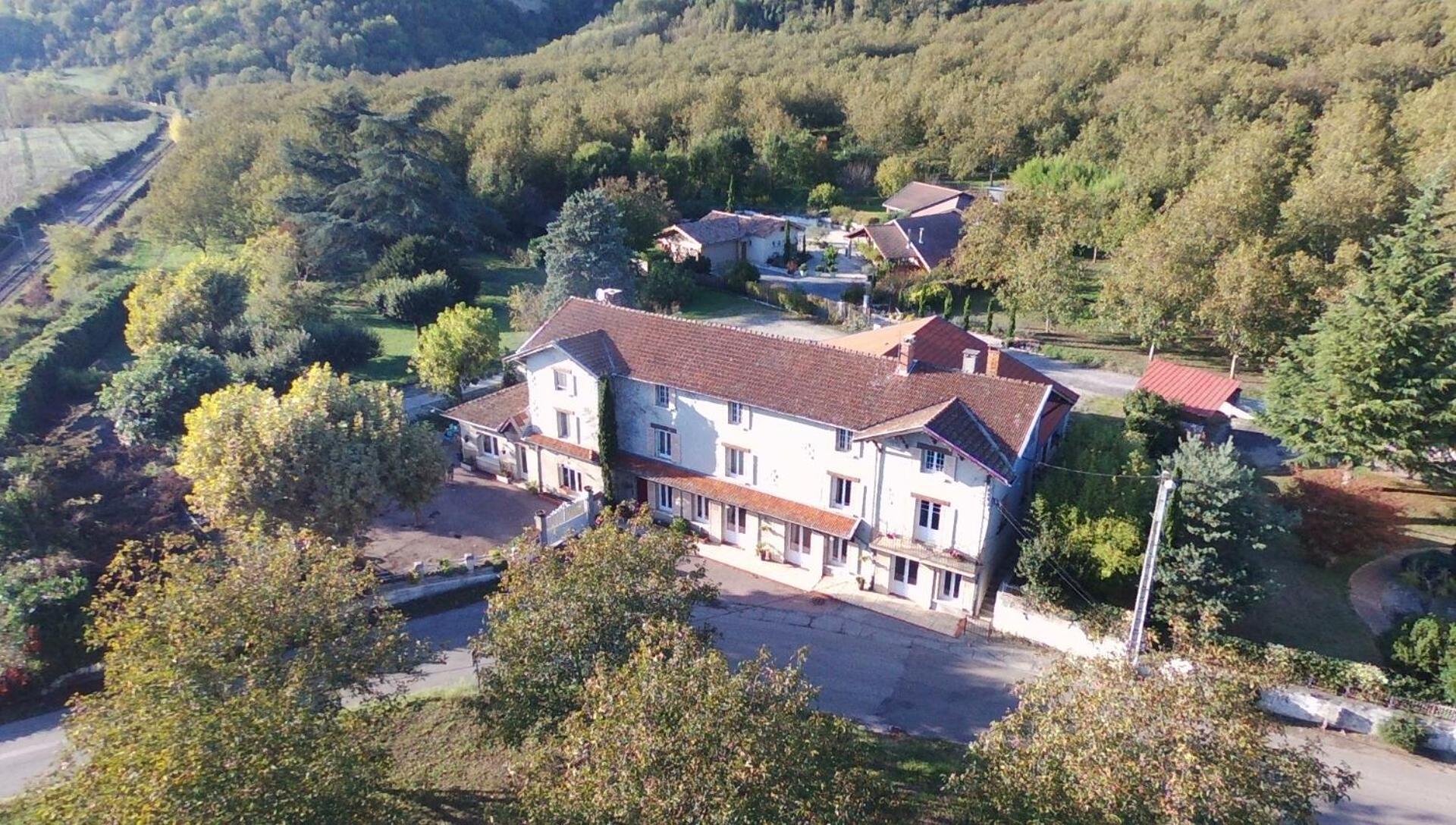 Chambres d´Hôtes Le Cèdre Bleu view 2