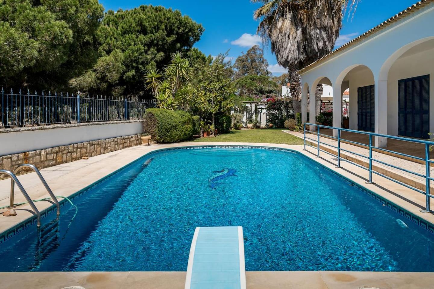 Apartment Castelinho - Pool - Beach - Free Wifi - Air Con photo 1