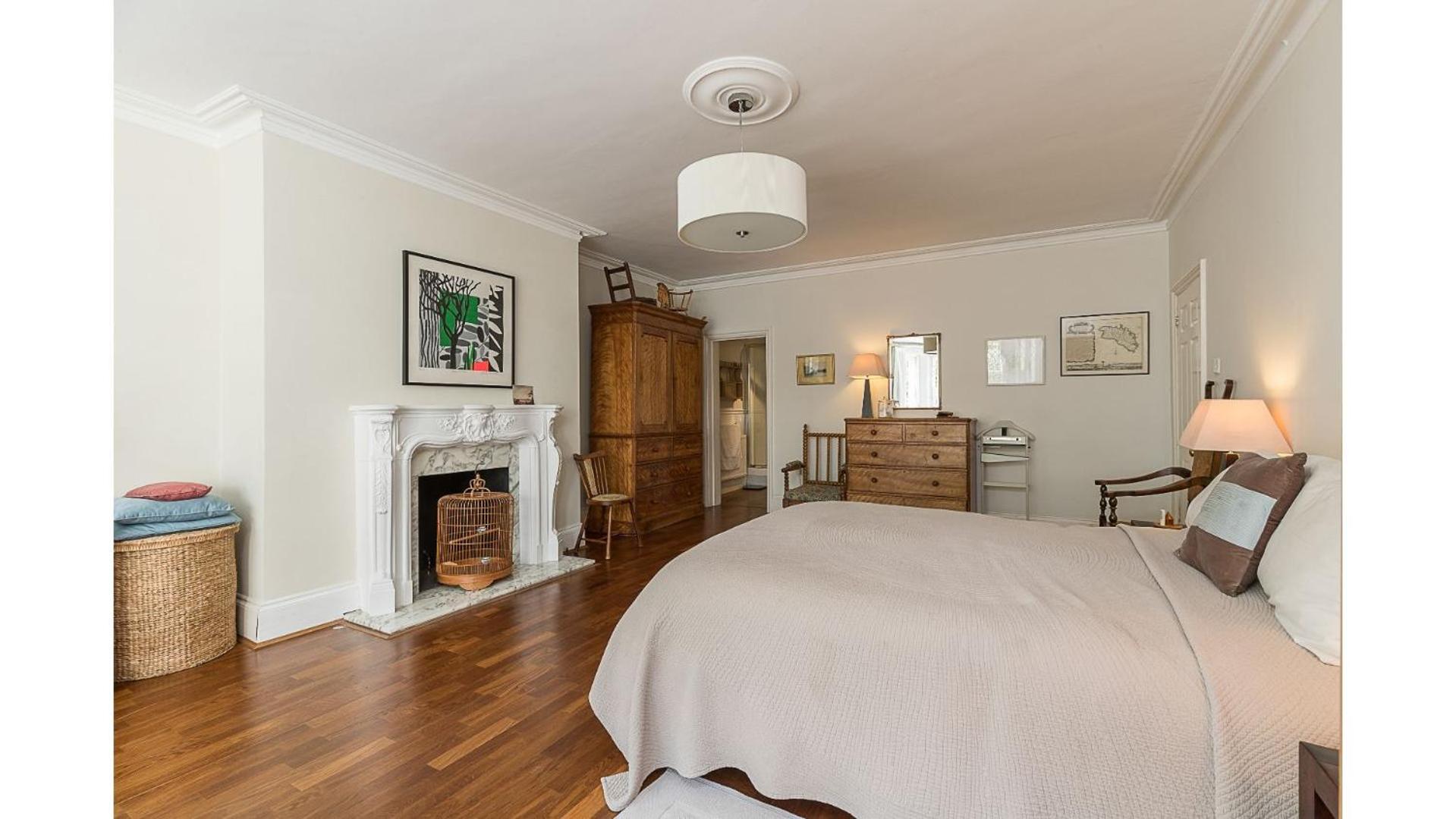 JOIVY Elegant 2 bed near Hampstead and Camden, sleeps 4