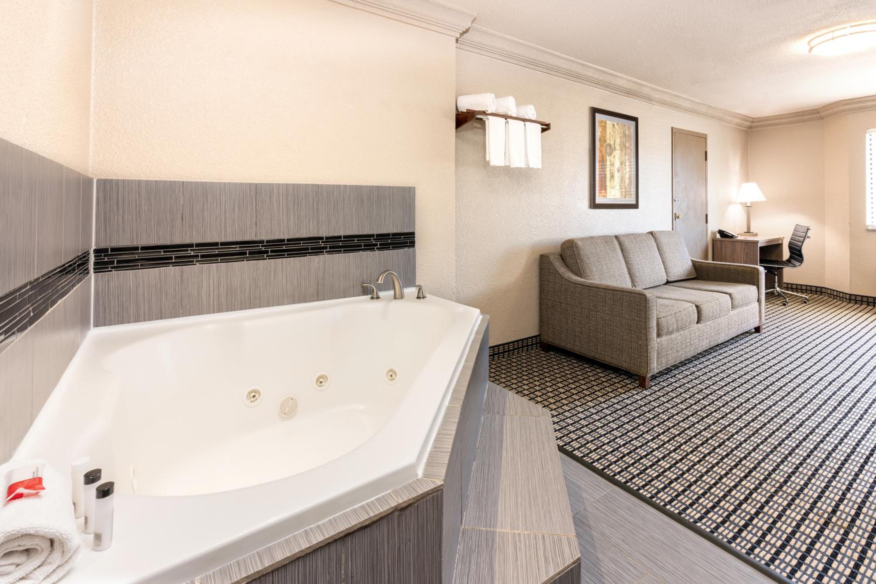 Jacuzzi