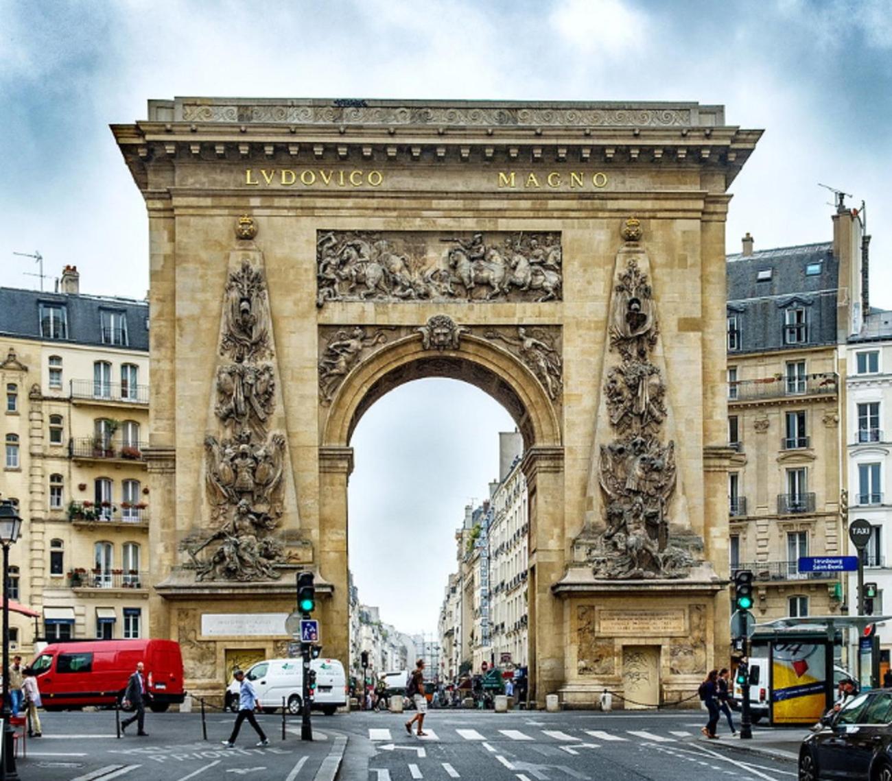 70 - Authentic Parisian Flat