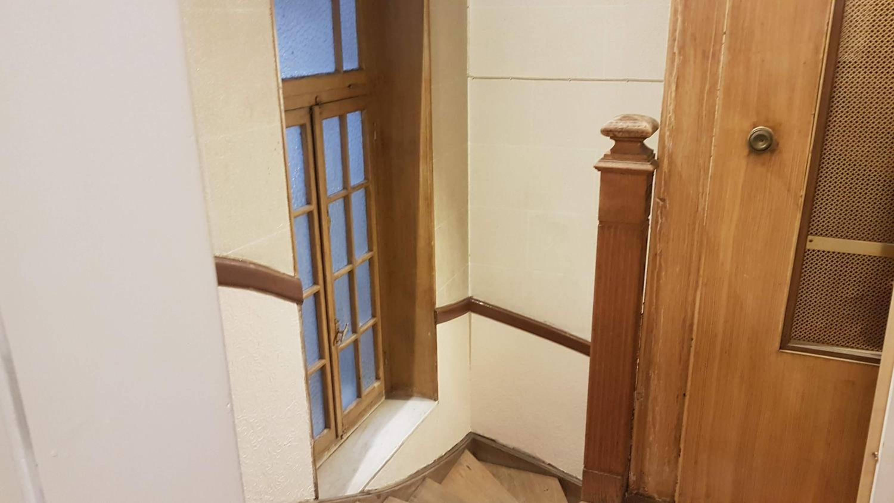 Ionian Apartment- Athens Center, 6 BD, 2.5 BATH