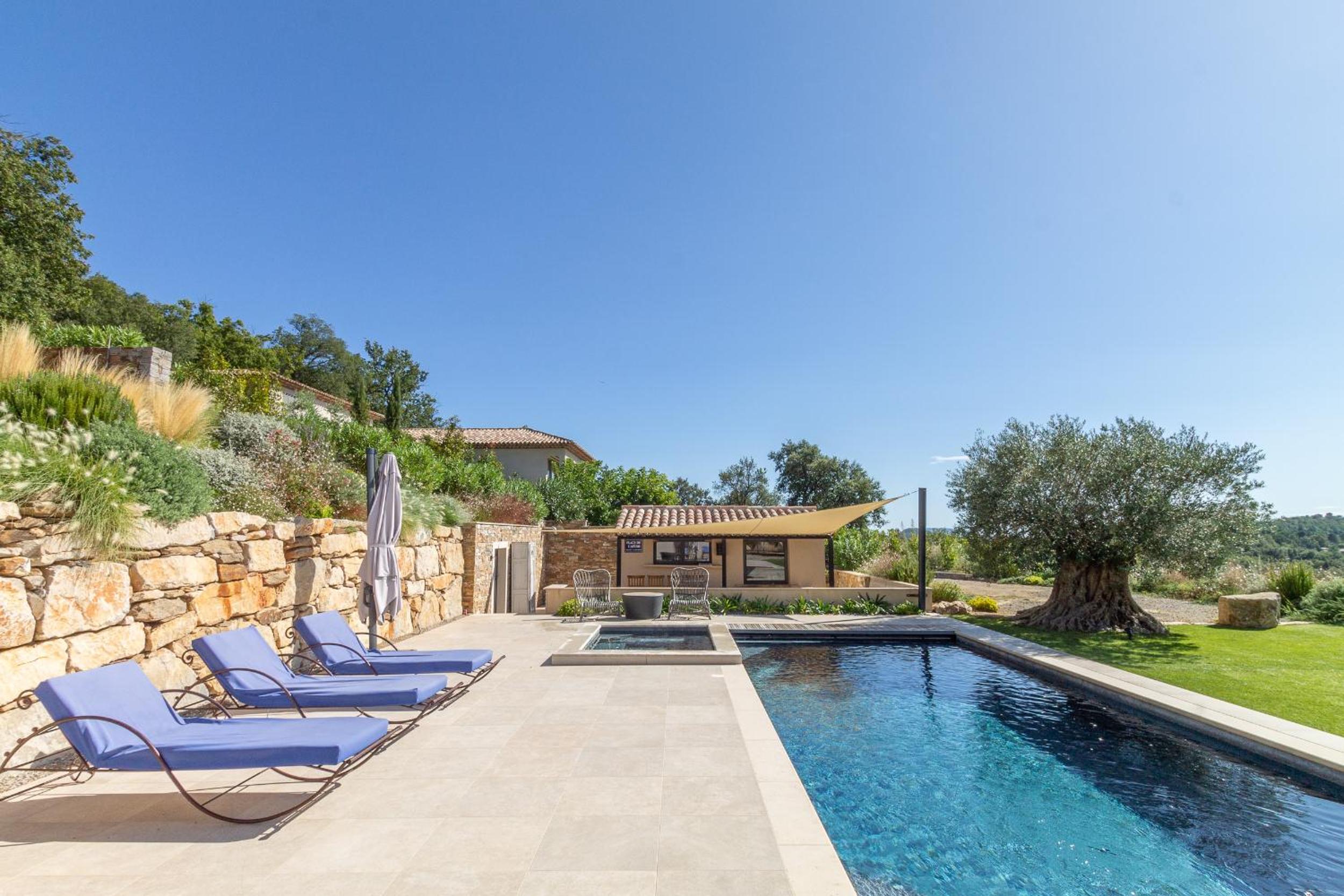 Villa Suzanne view 2