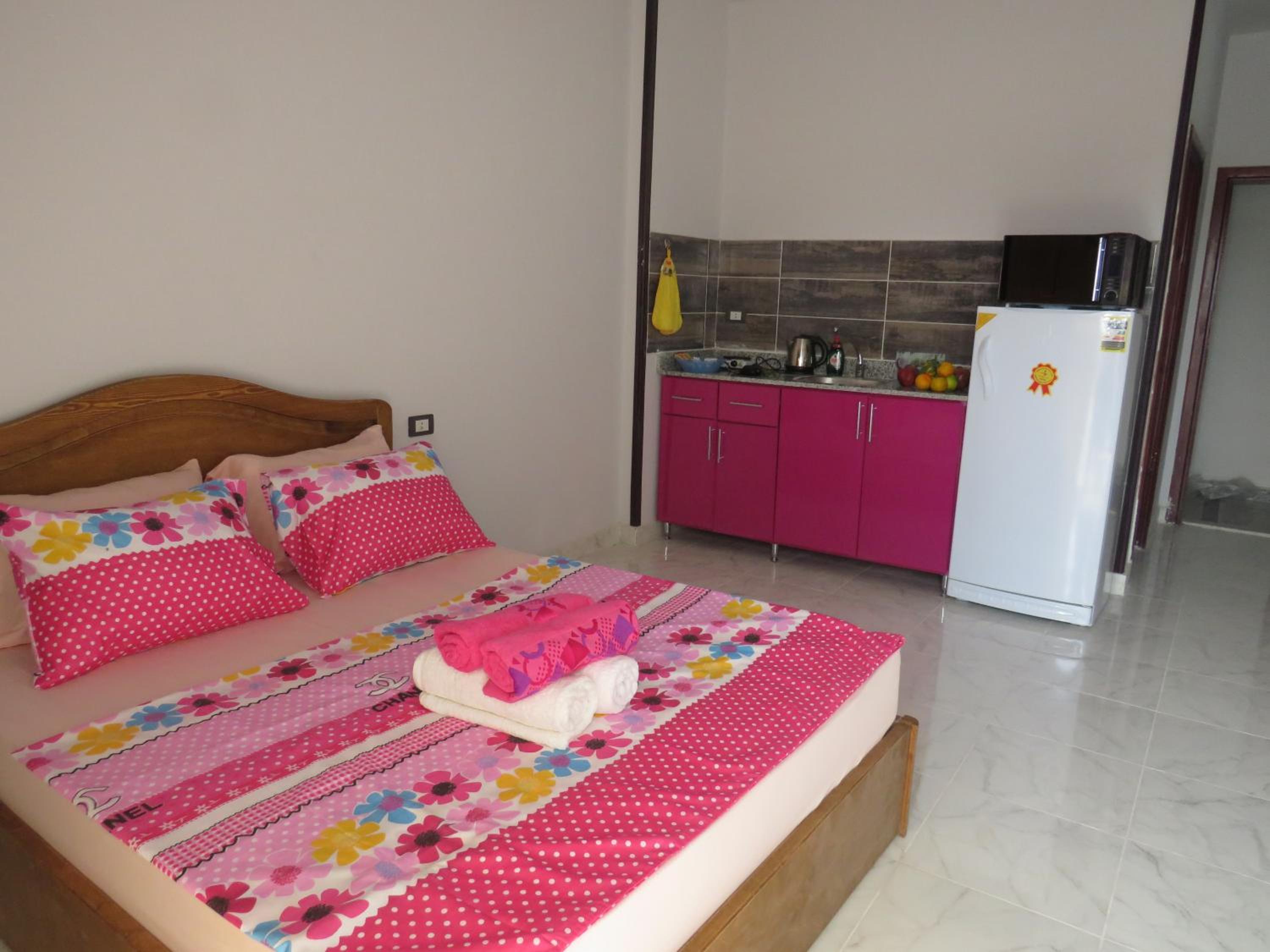 Apartment Bella Rosa near the sea RedSeaLine