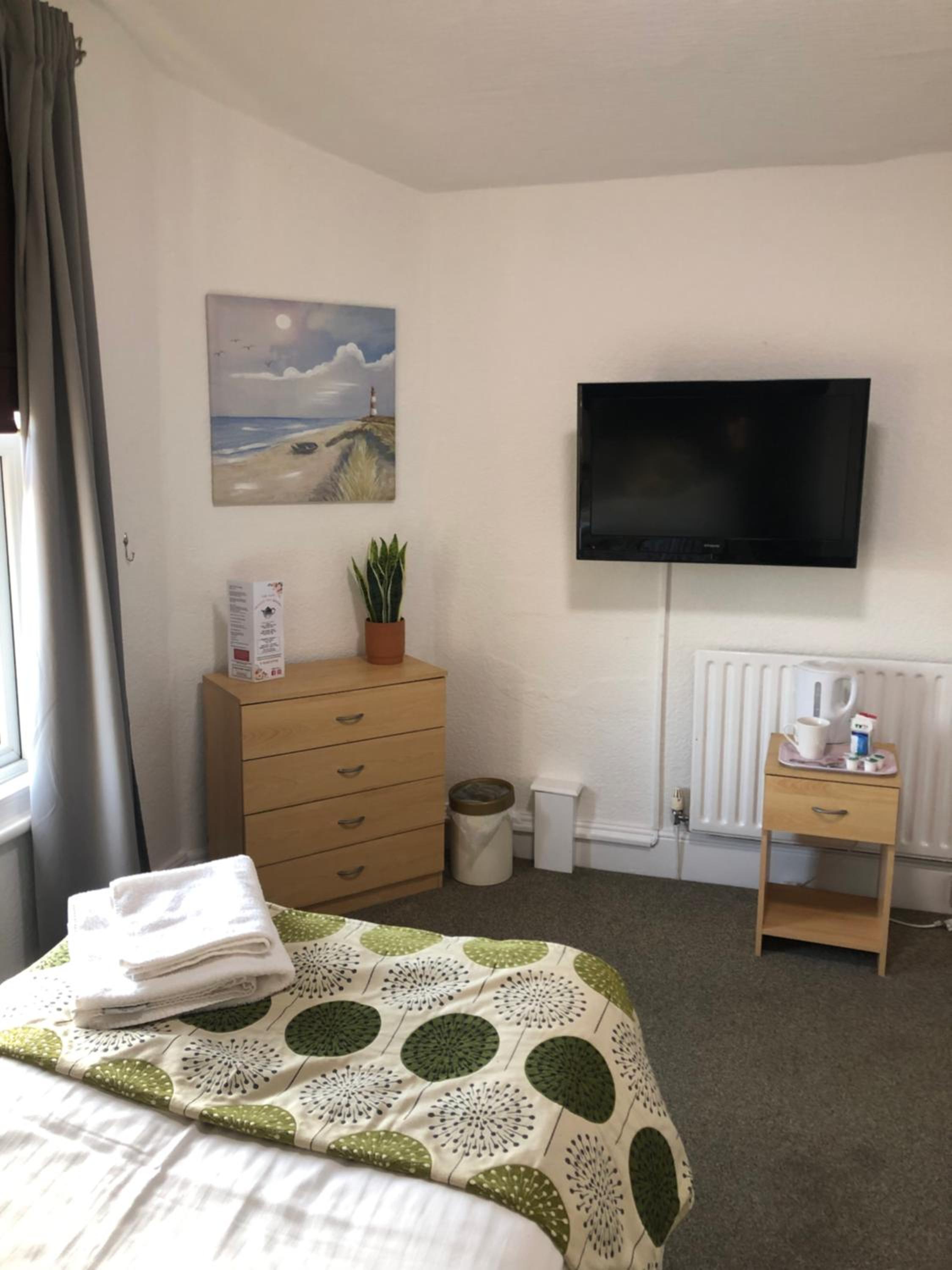 Hartlepool Vacations - Trinity Guest House - Property Image 11