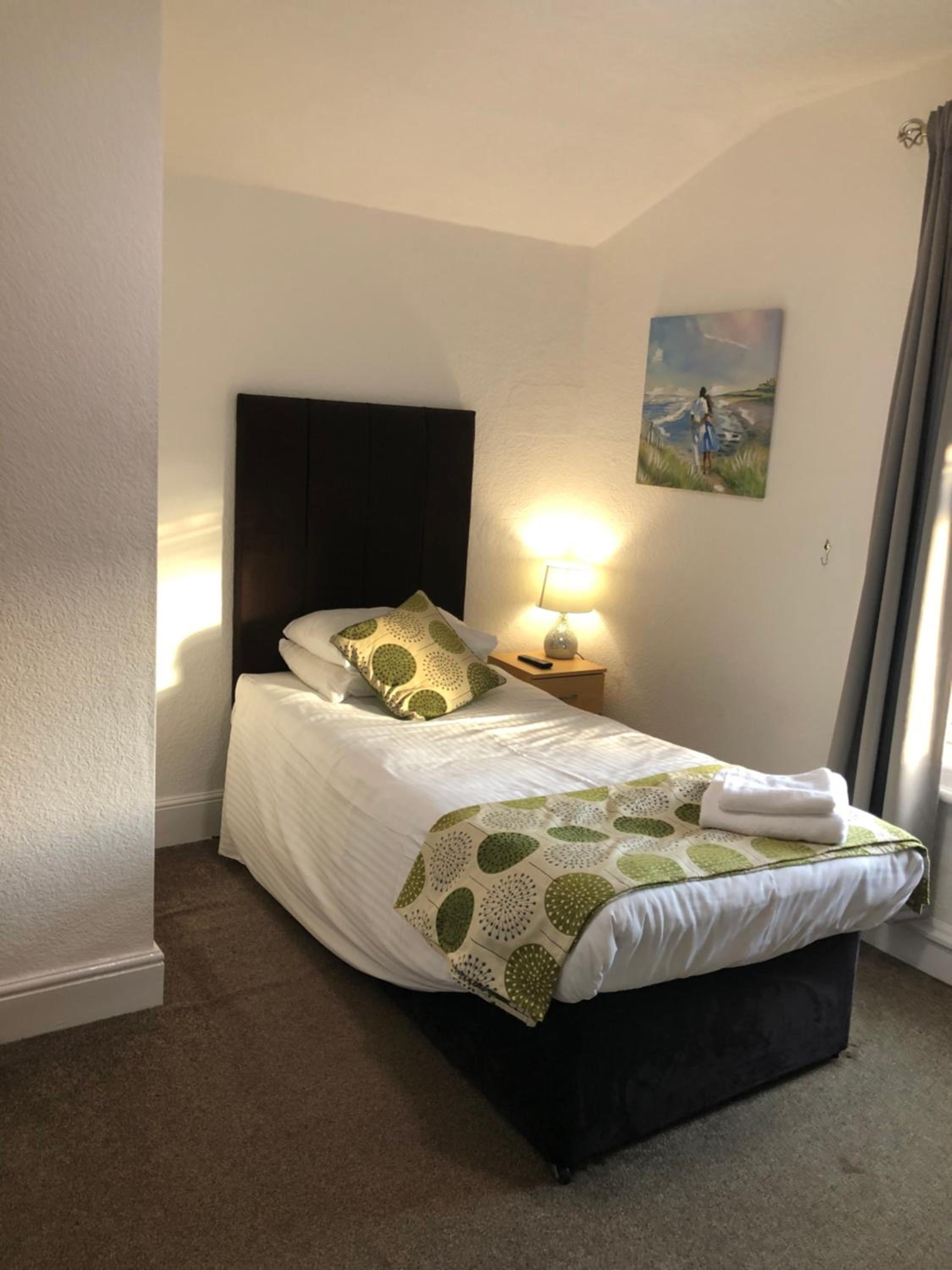 Hartlepool Vacations - Trinity Guest House - Property Image 13
