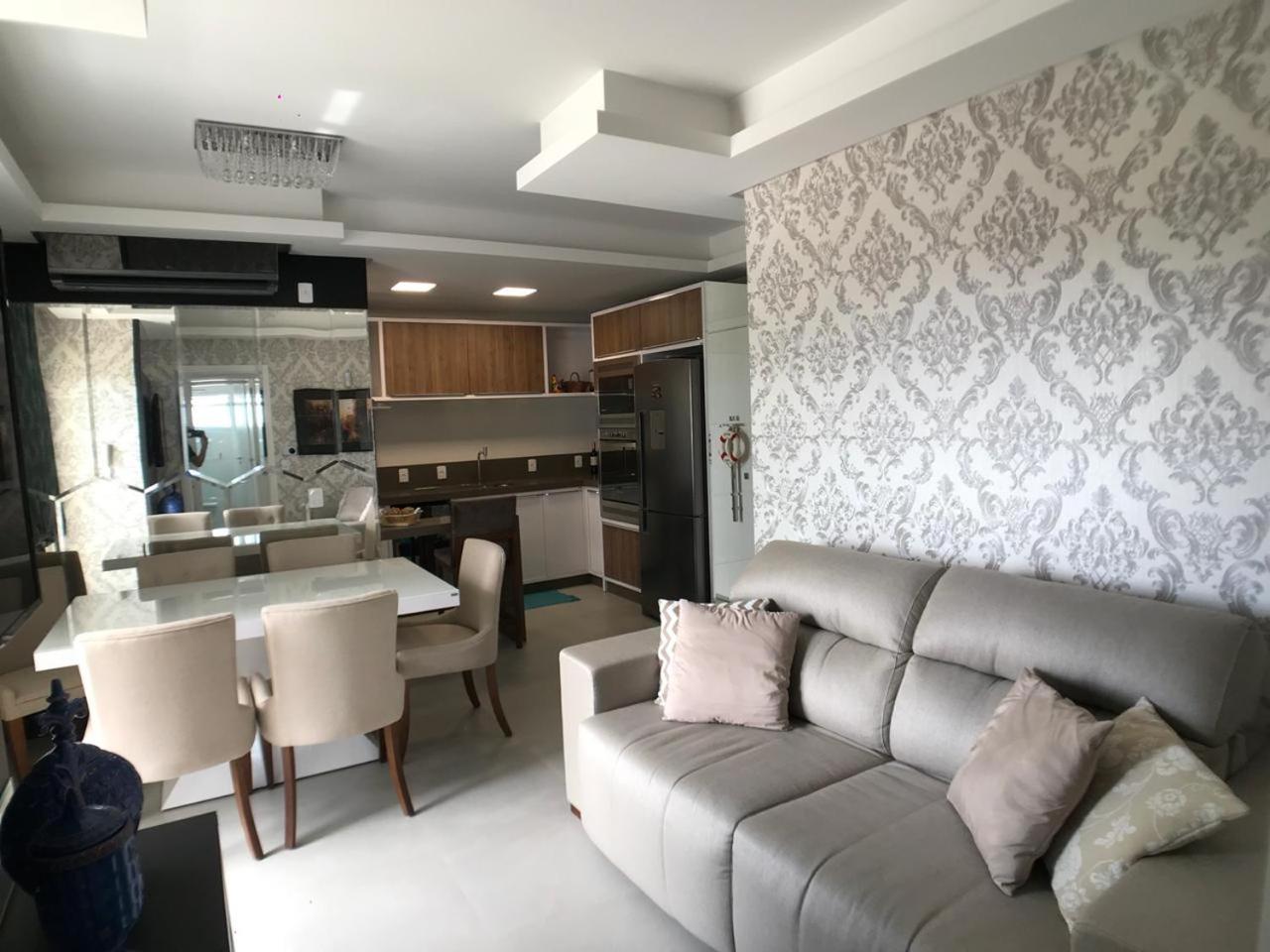Luxuoso Apartamento com Vista exclusiva para o Mar