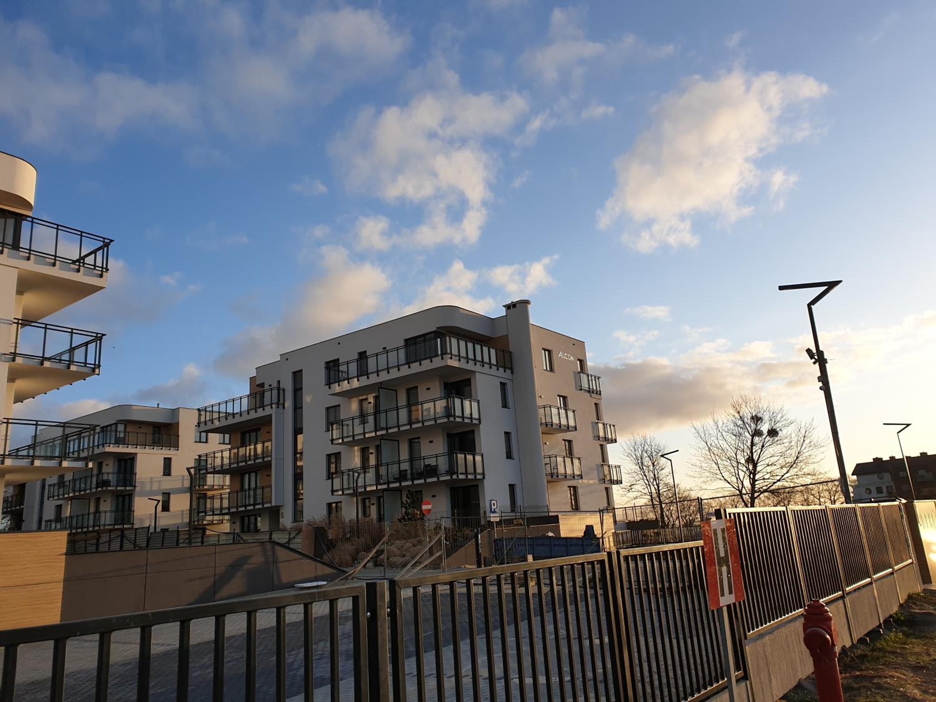 Apartament "Złoty relaks" tuż przy plaży z balkonem z widokiem na Hel i hamakami
