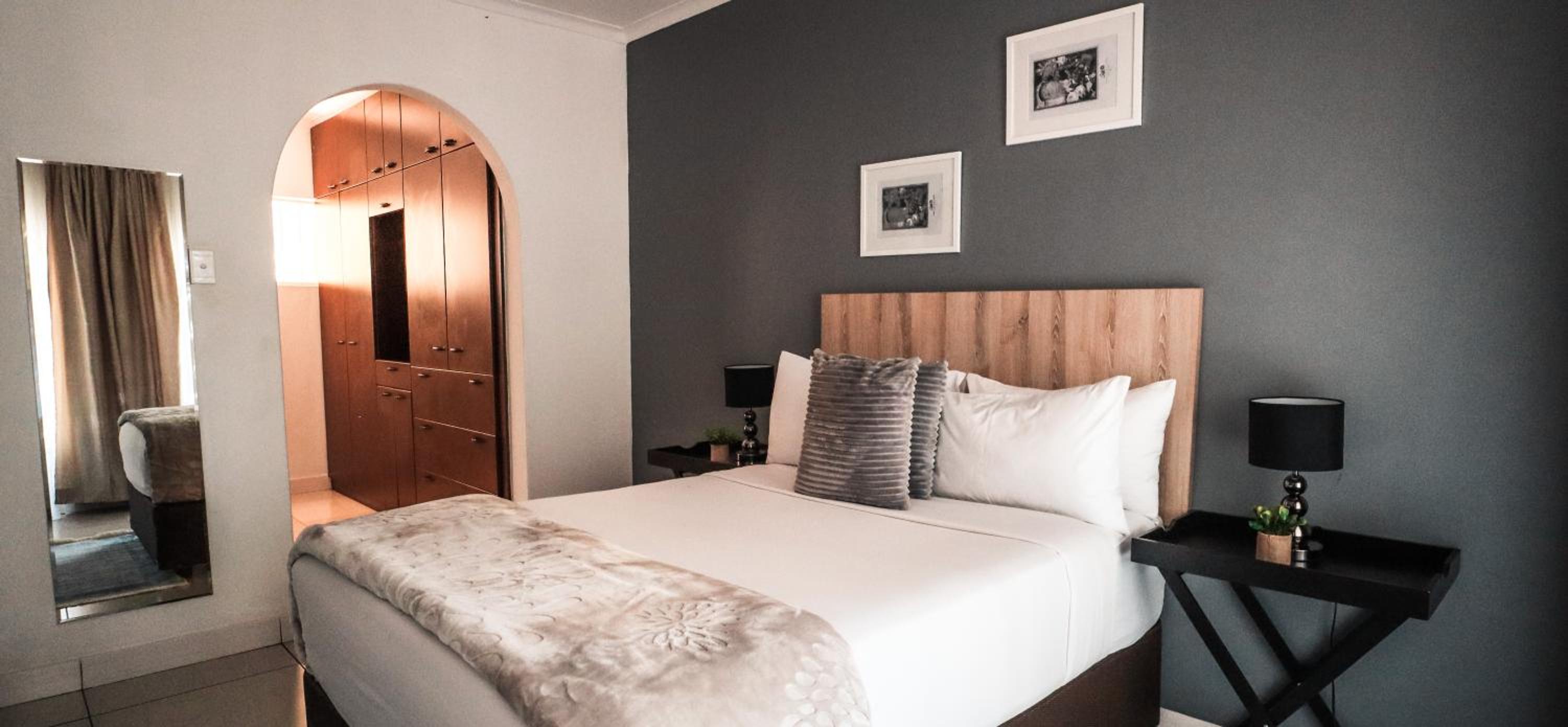 Menlyn Maine: The Exquisite Lunette