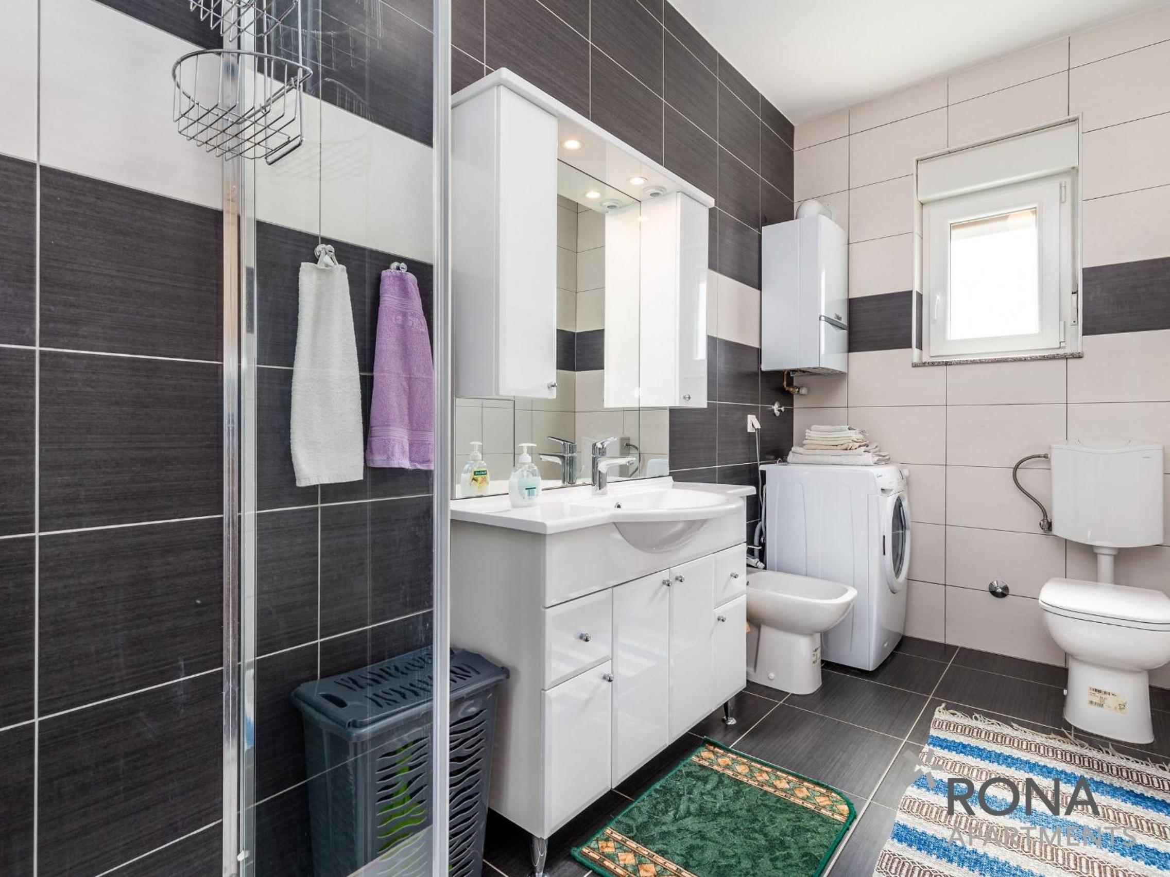 Rona apartments Smokva view 4