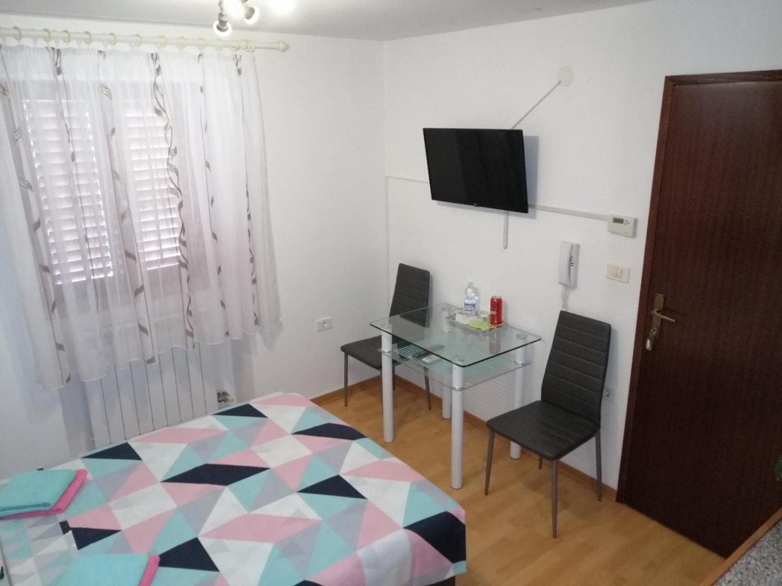 Rooms Neda