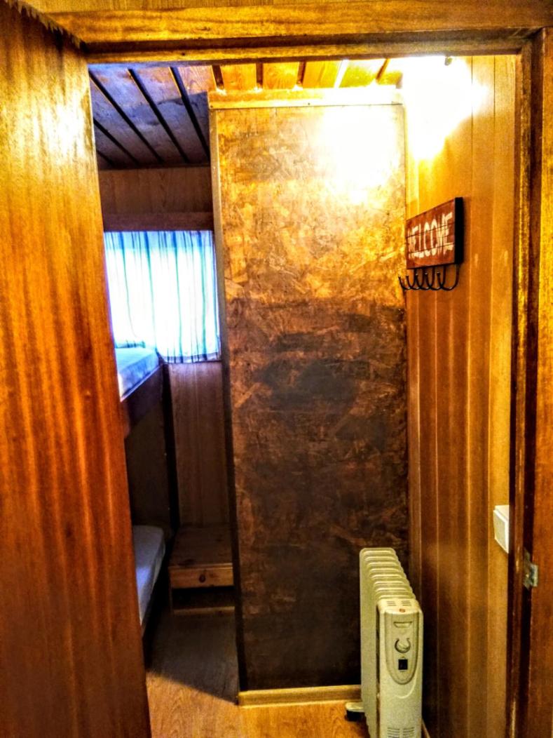 Two Rooms Rustic House - Self Check-In view 4