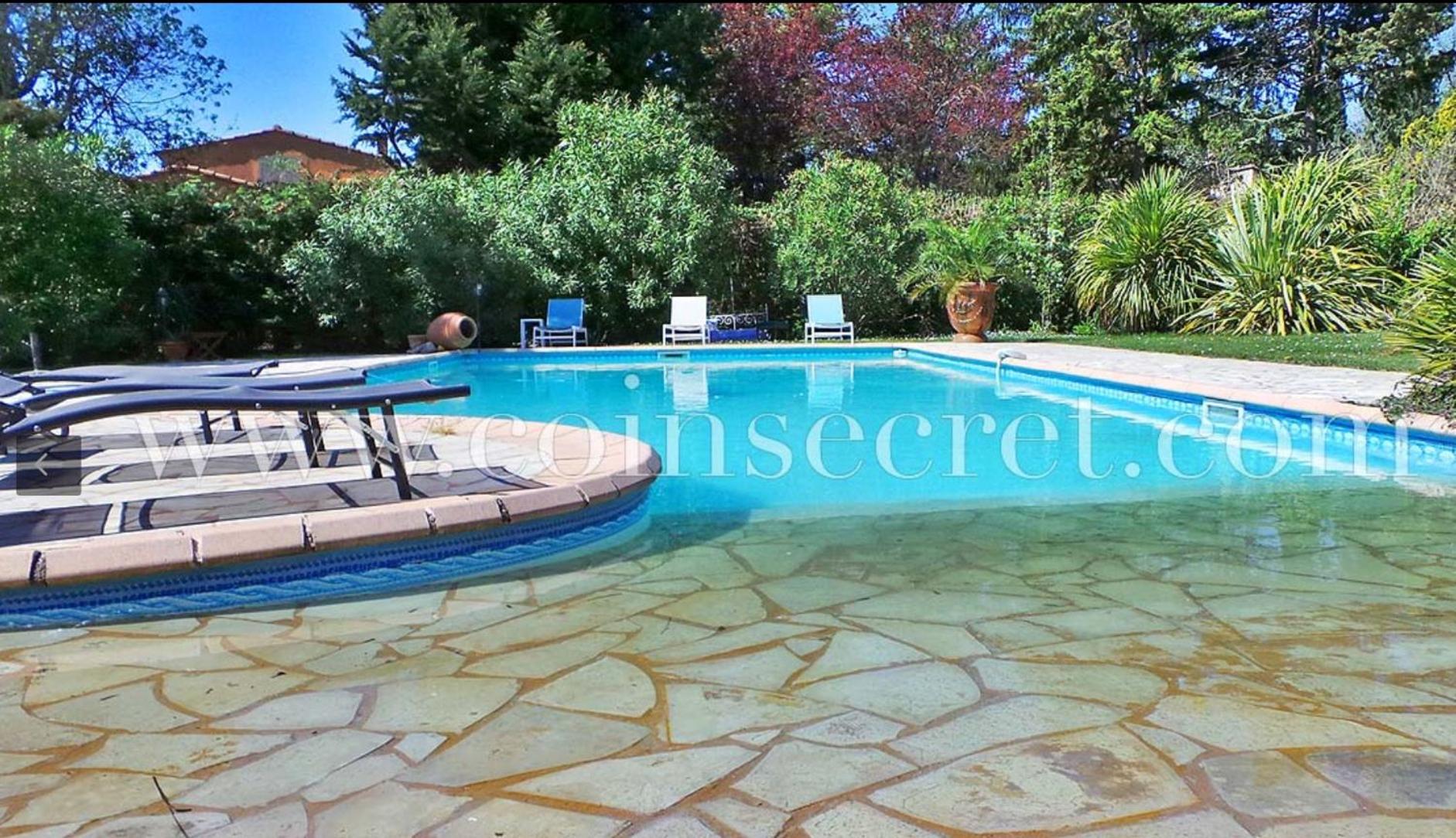 Hotel Les Muscades - Image 1