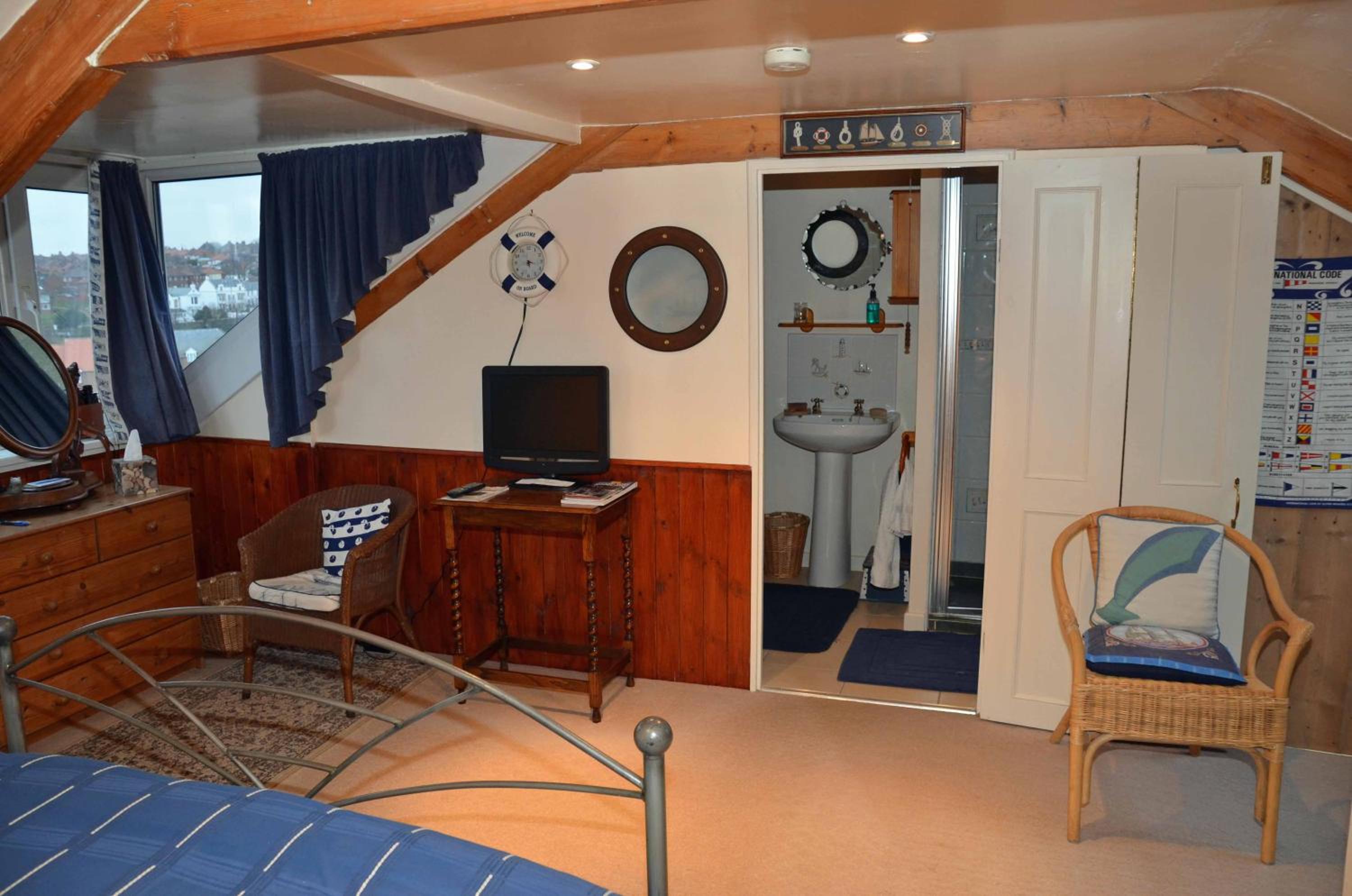 Captains Cabin view 3