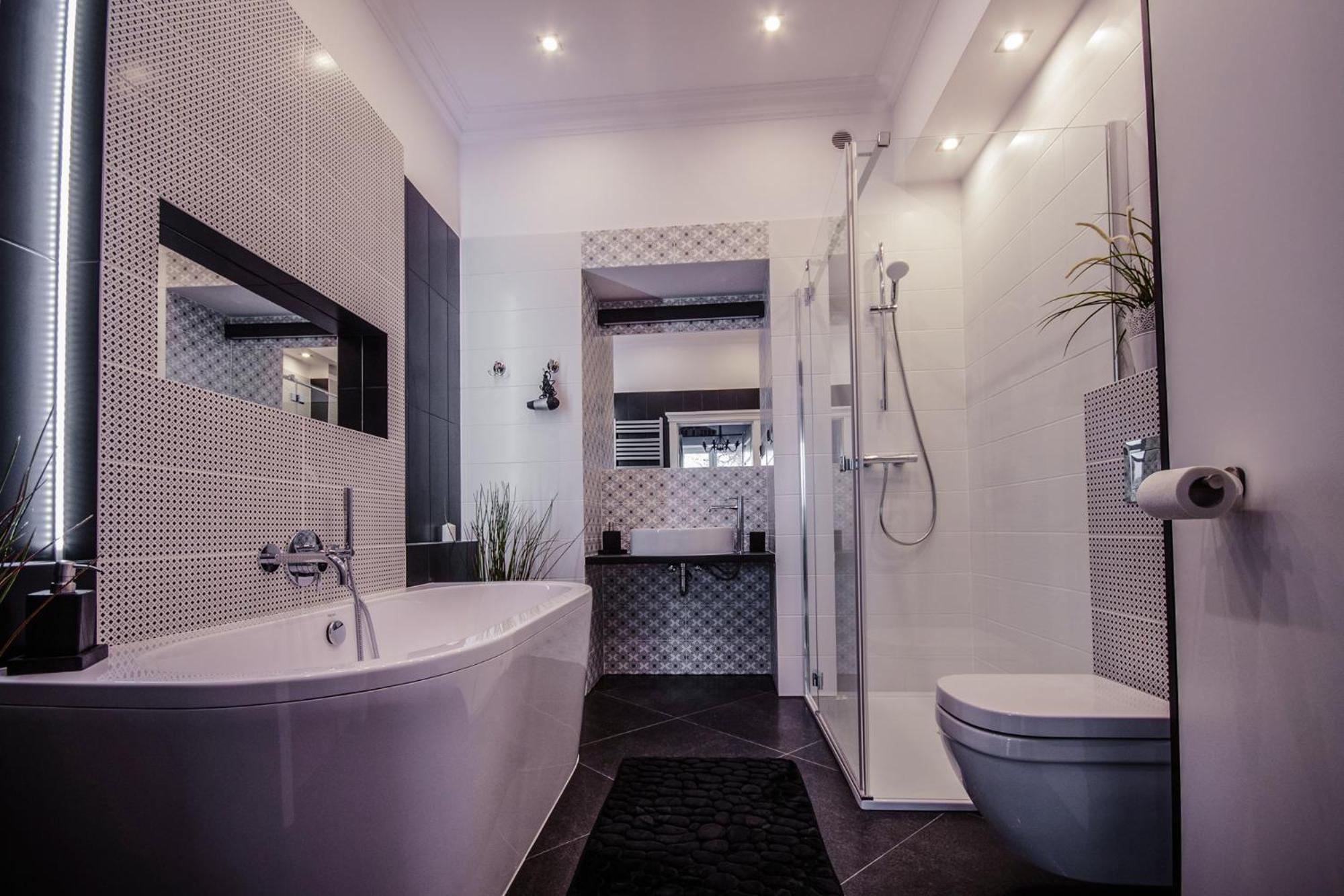 BEST URBAN APARTMENTS parking free