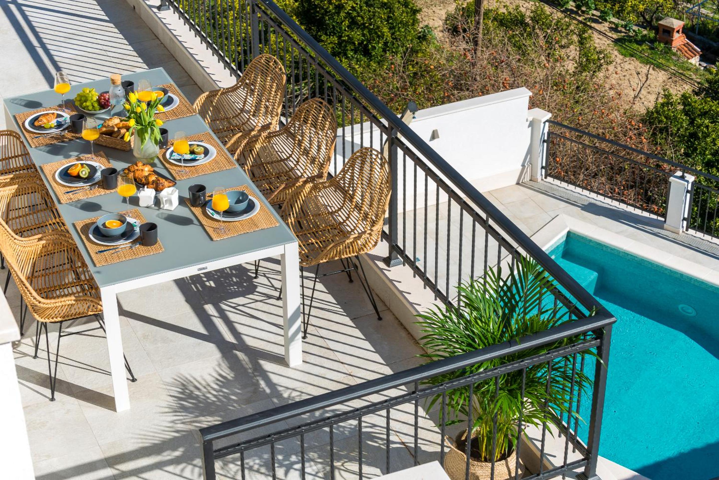 Villa Nila - Private Pool and Sea View
