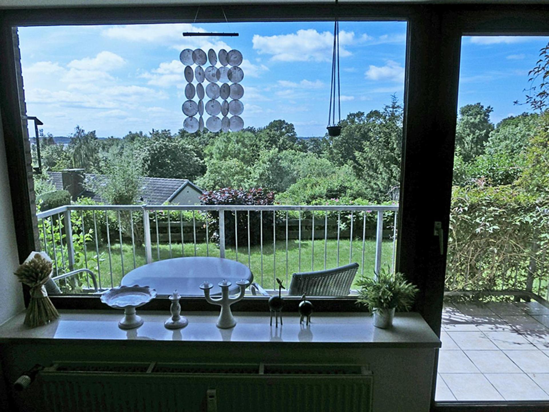 Bullauge view 5