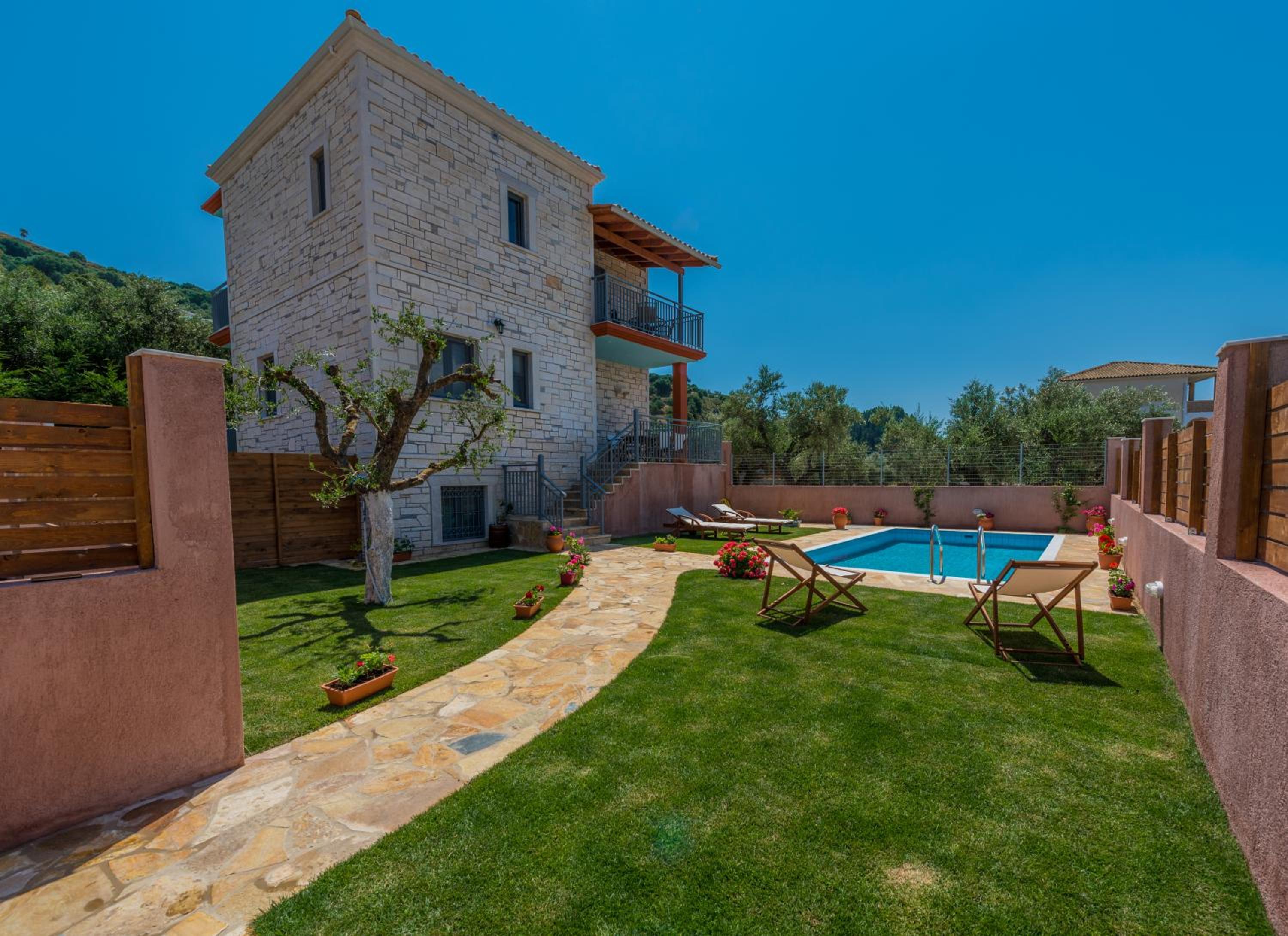 Dreamland Villas