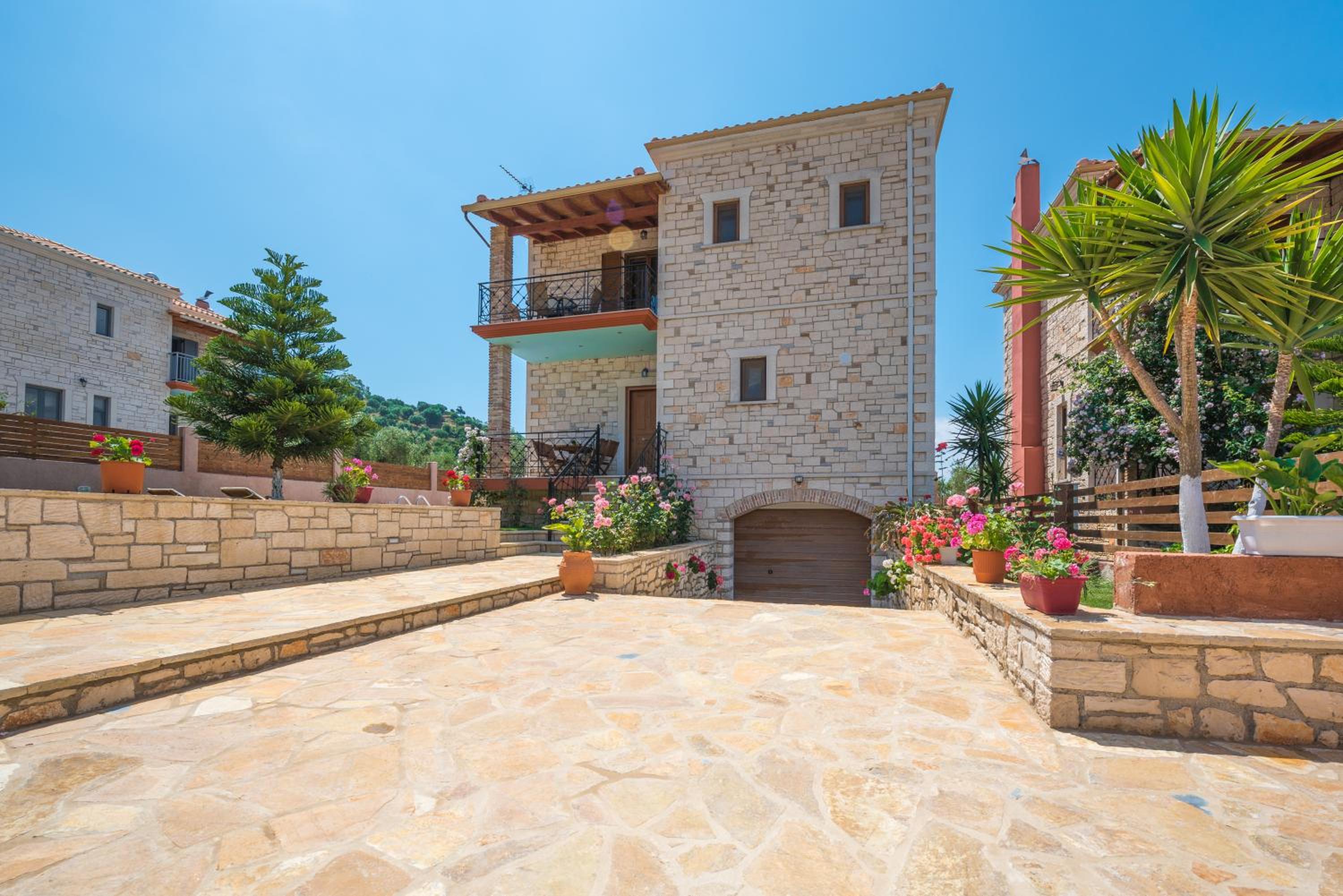 Dreamland Villas