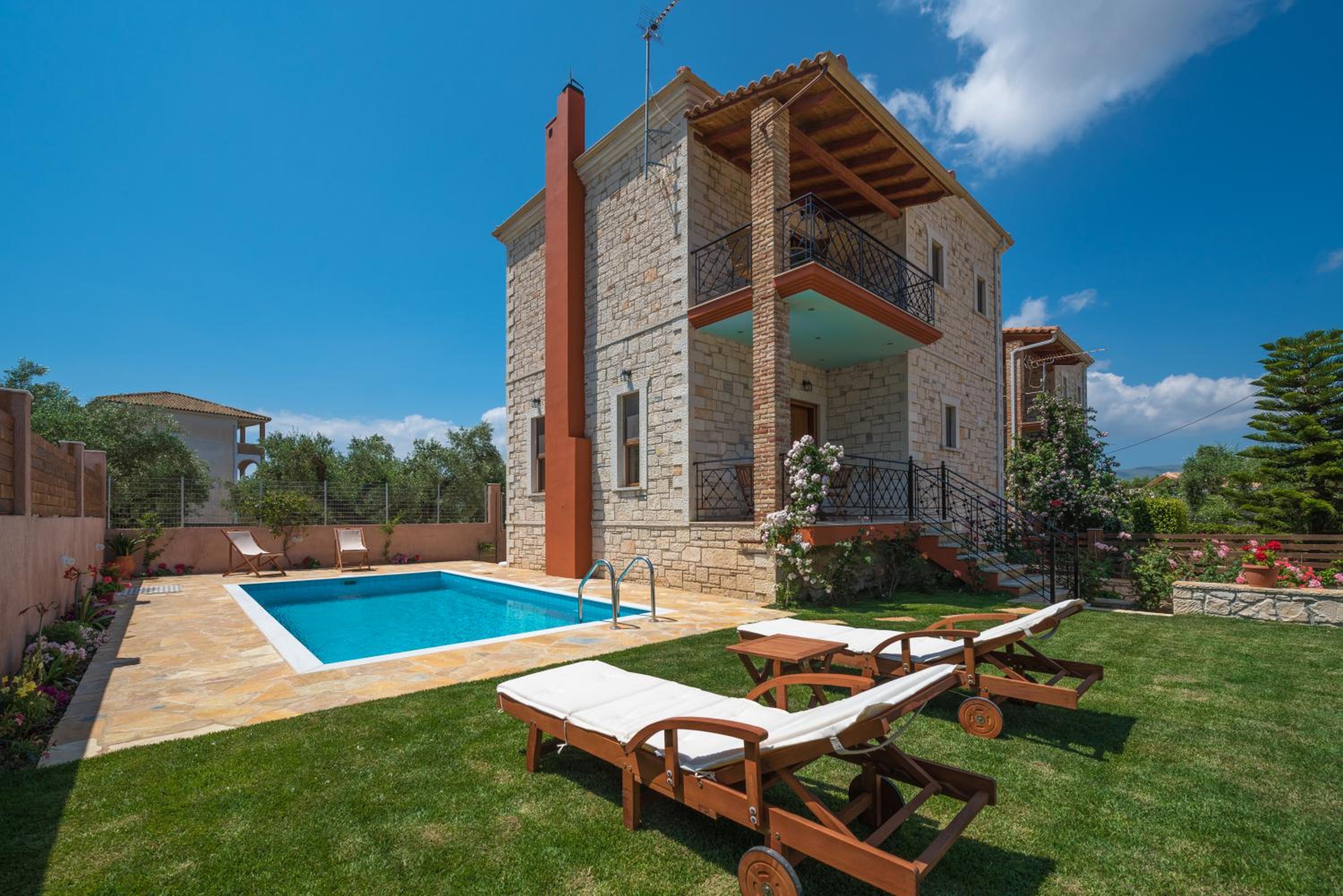 Dreamland Villas