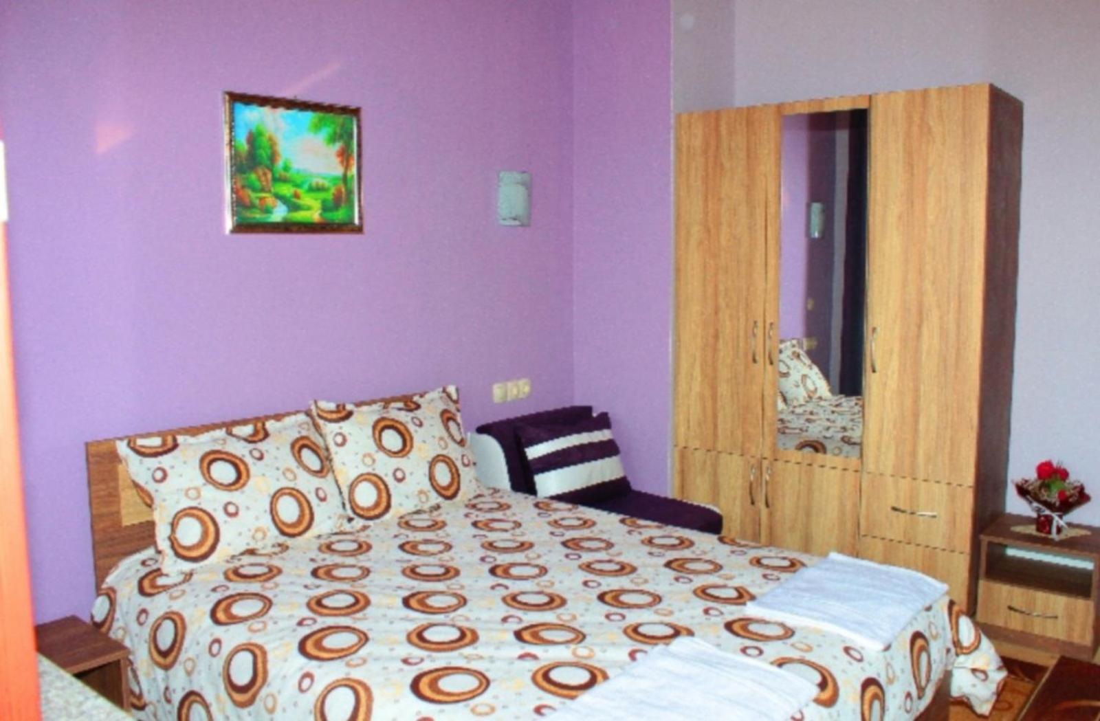 Ilievi Guest Houses