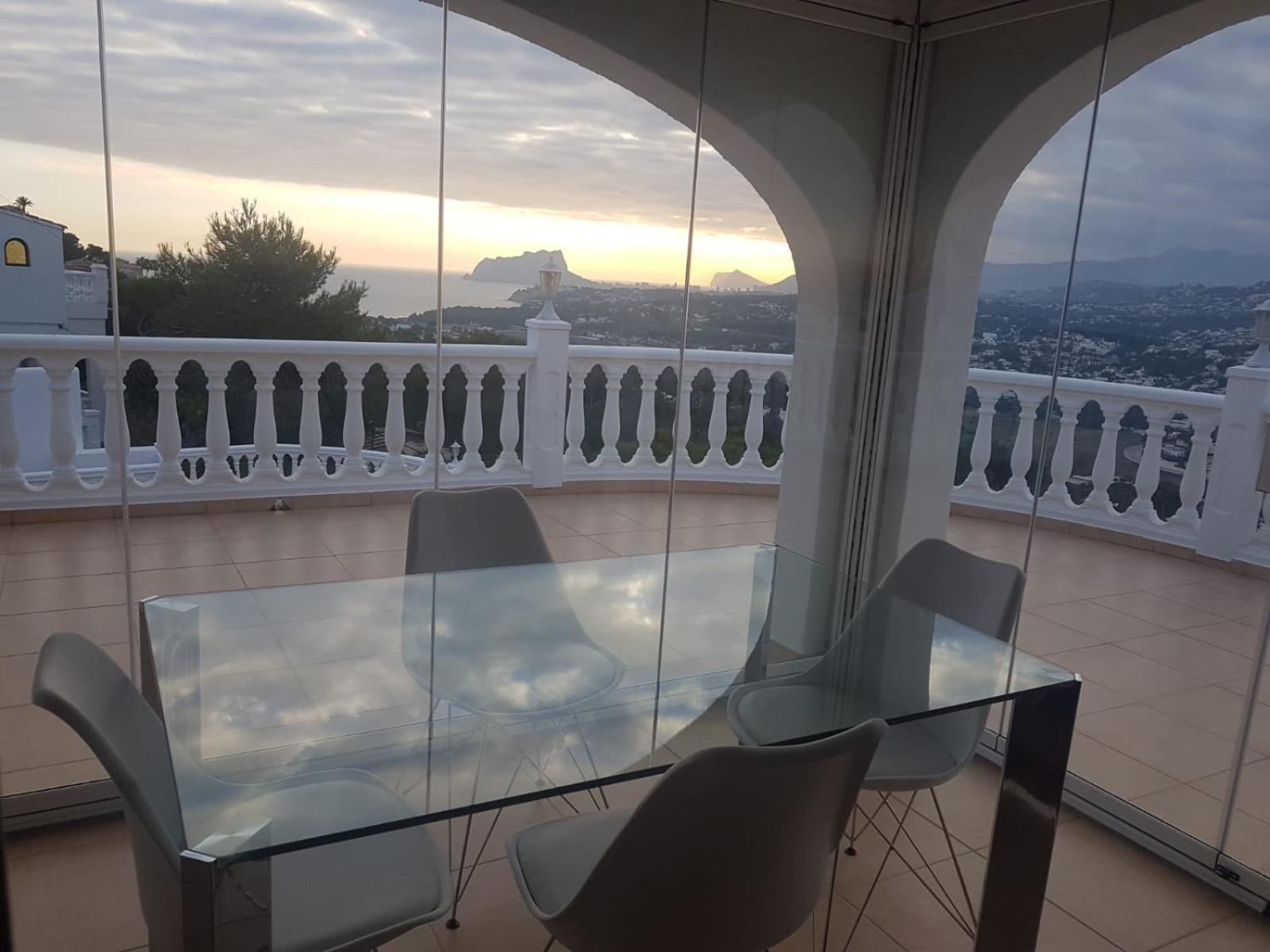 Book It Villa Attias Moraira