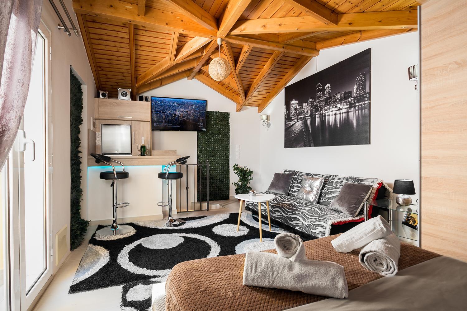 Nest Apartment