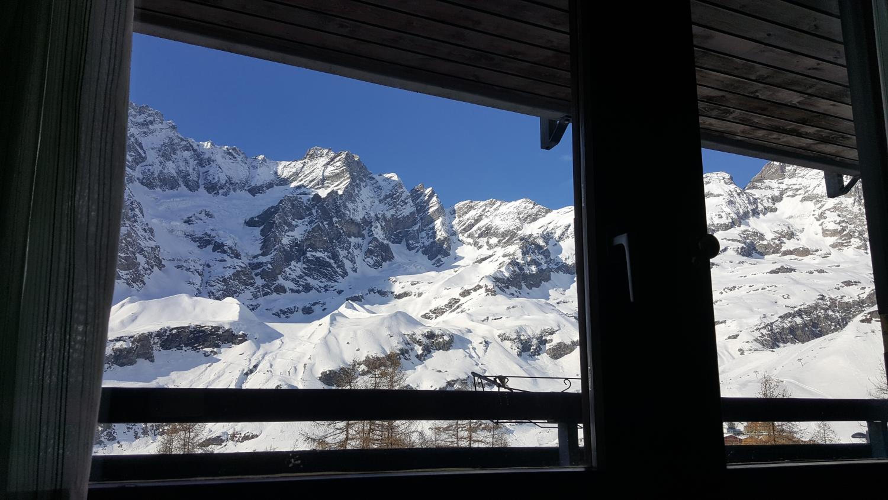 appartamento con vista Cervino- frazione Breuil Cervinia Cieloalto Piano 3 appartamento 306 reception Coin au Paradise photo 4